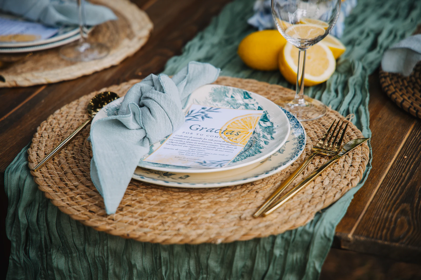 Tabletop & Place Settings