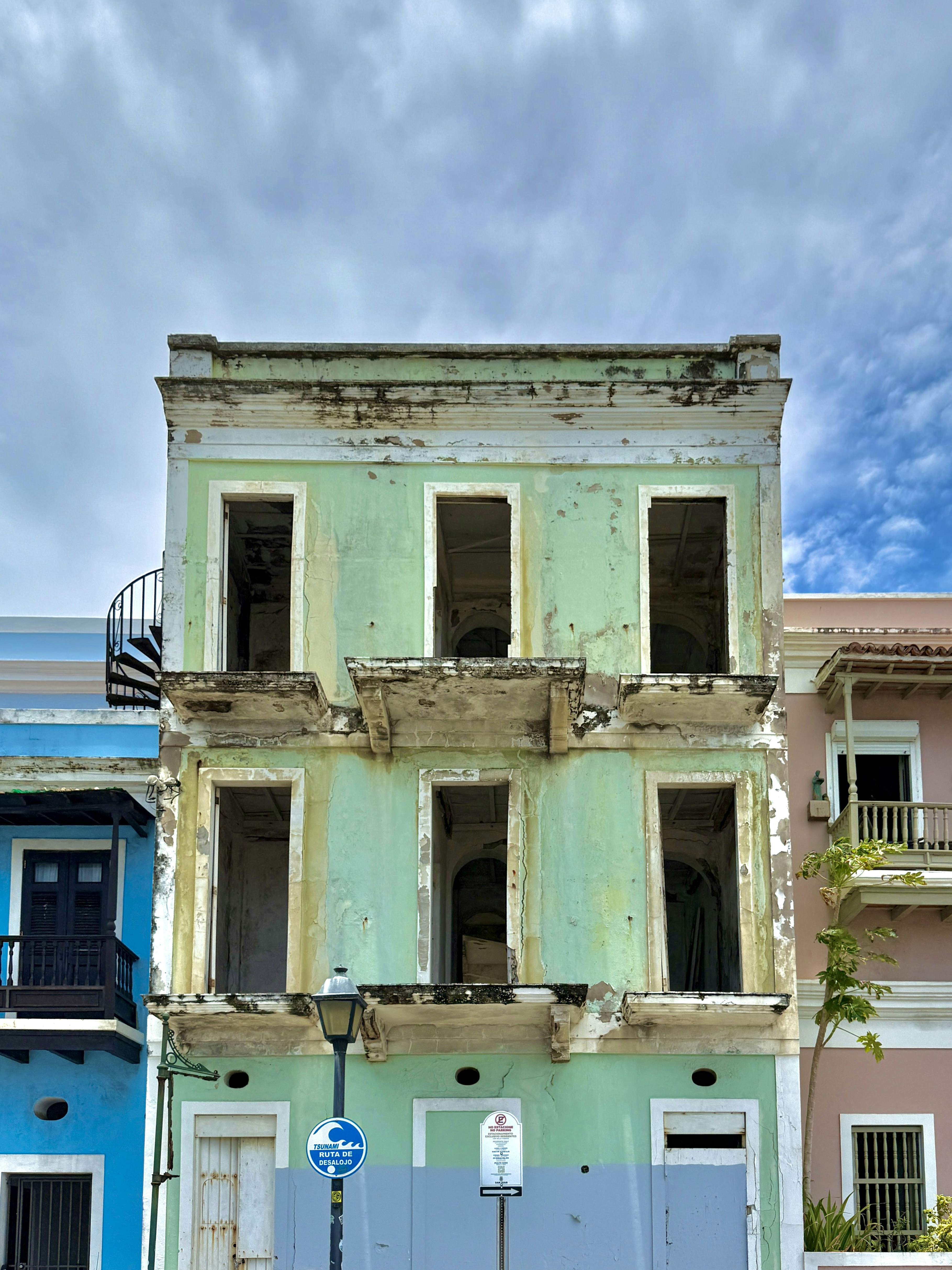 Photo by mdlhernandez