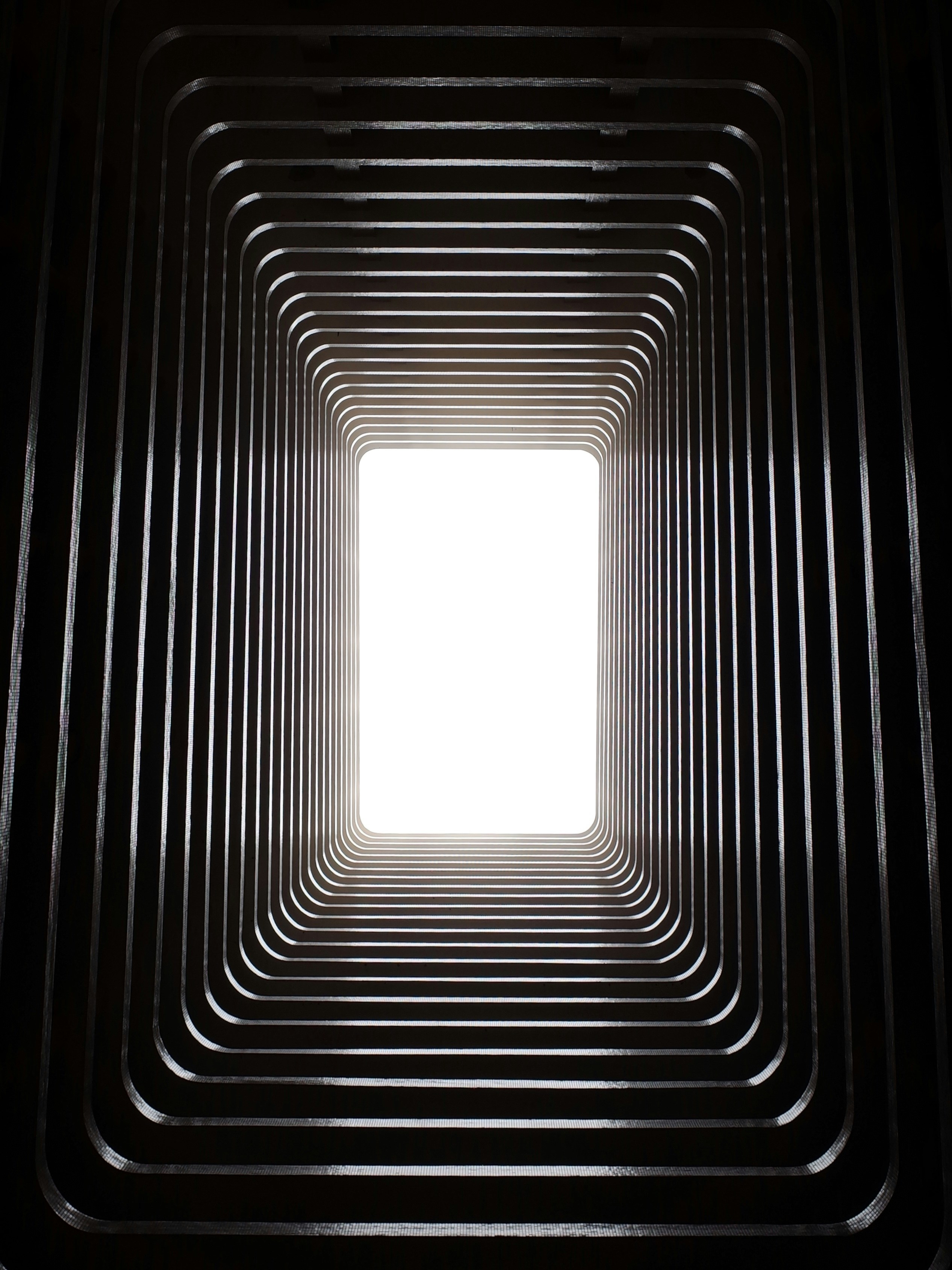 Minimal architectural tunnel vanishing point