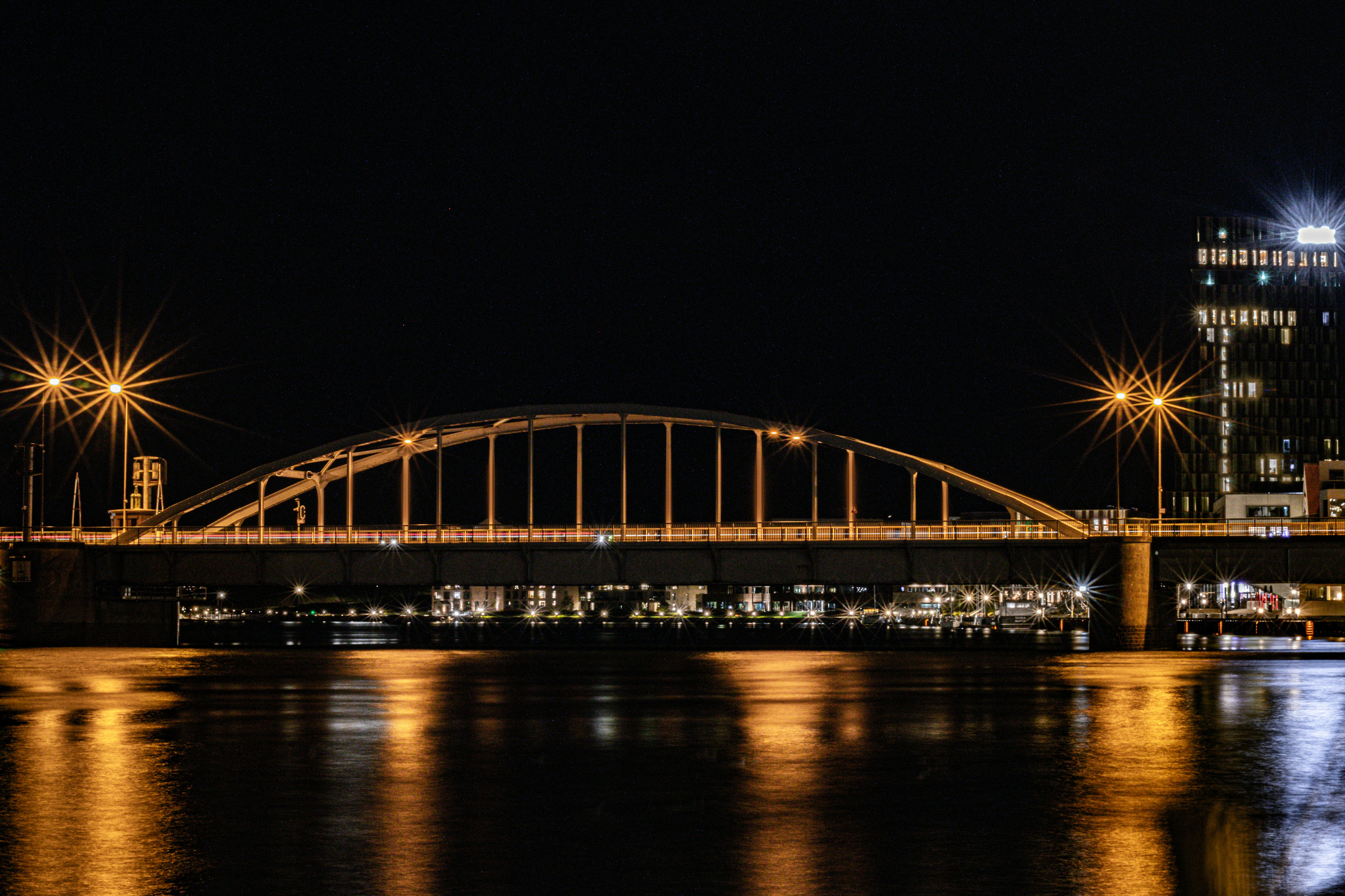 Photo by ferchof_raw