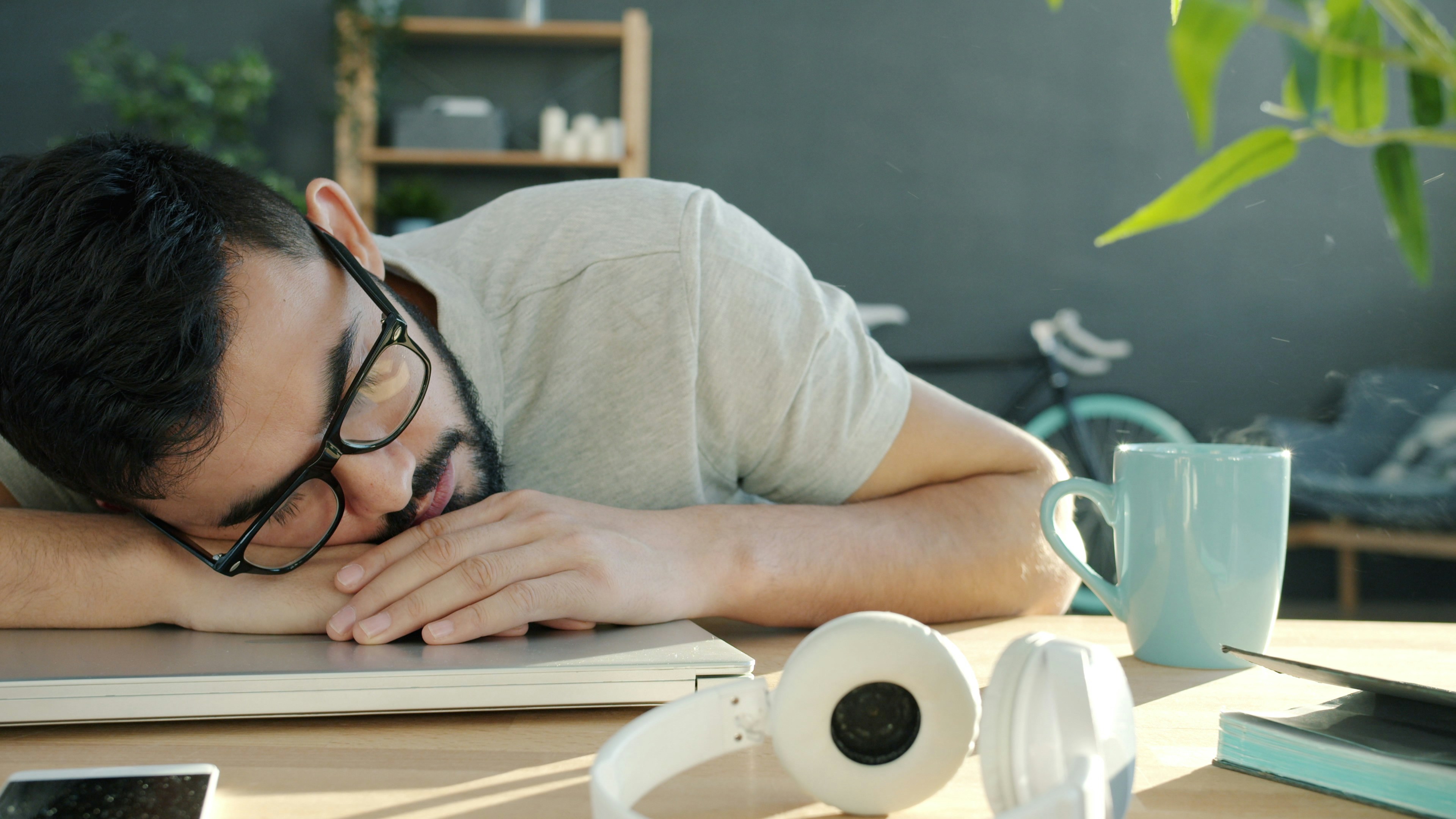 Recharge Without Logging Off: Smart Afternoon Picks for the 2 PM Wall