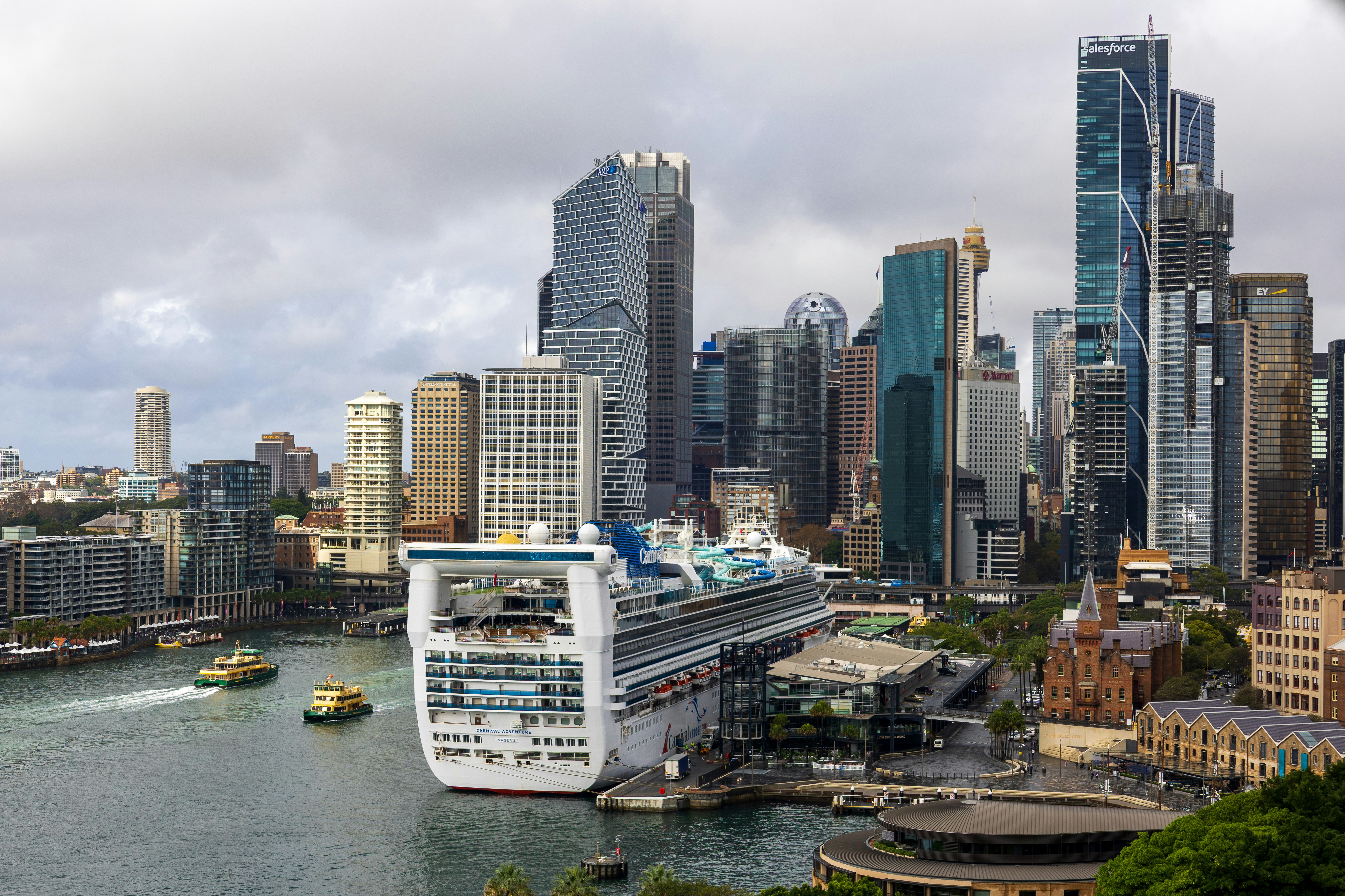 Sydney Harbour photo