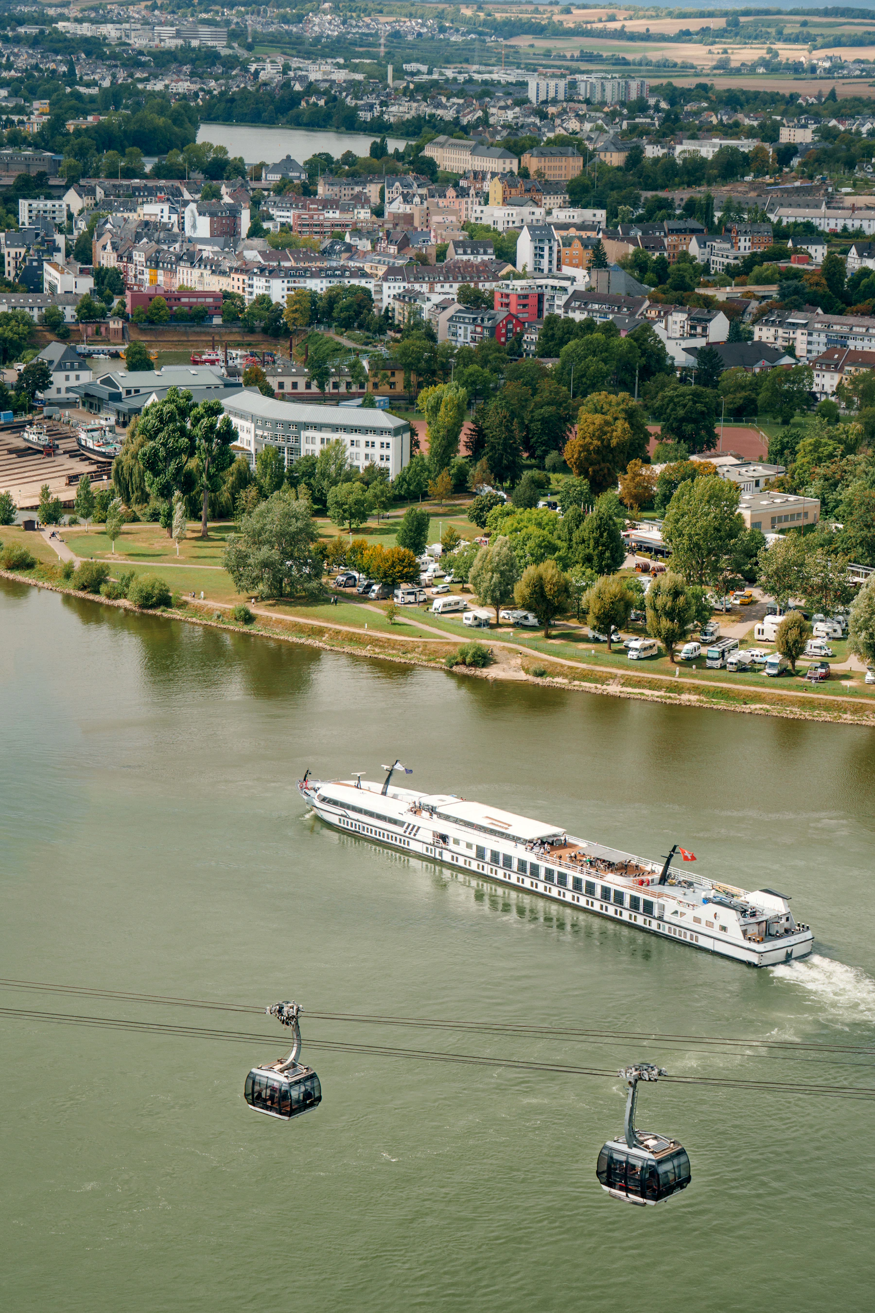MS Lafayette river cruise ship