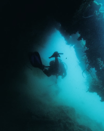 Wreck Penetration Dive