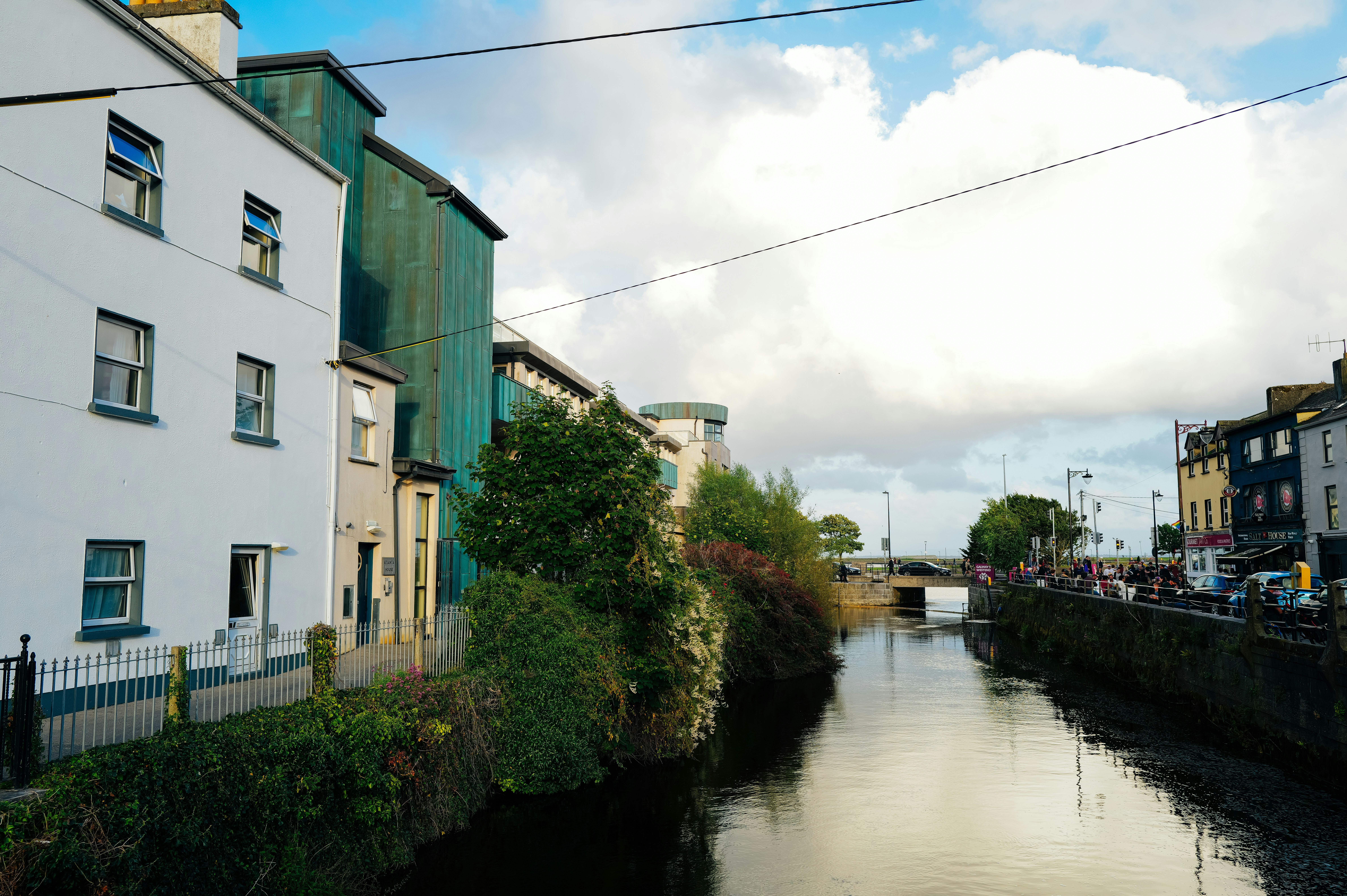 Photo by adrienolichon