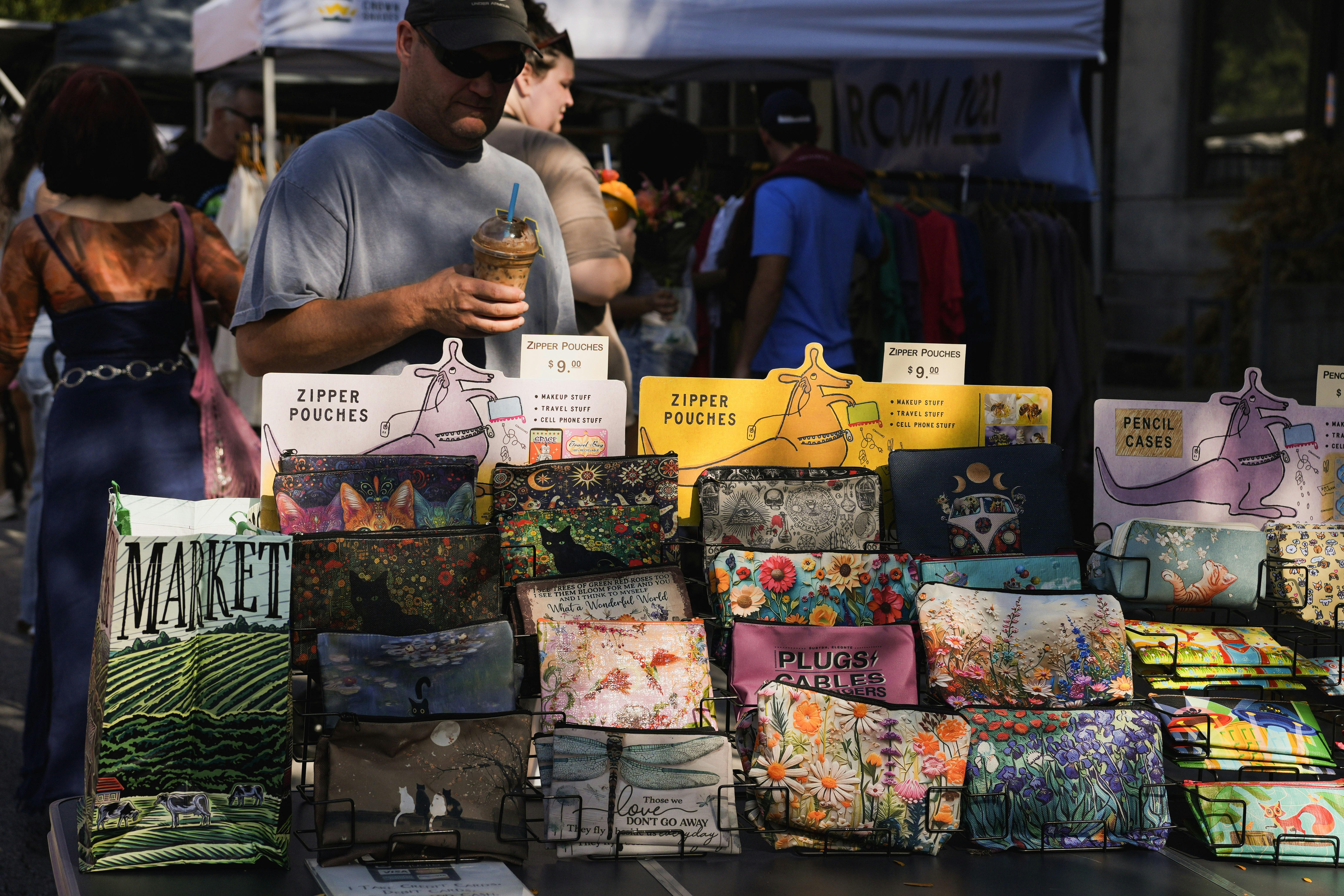 Creating Personalized Storage Solutions: Lessons from AI Technology