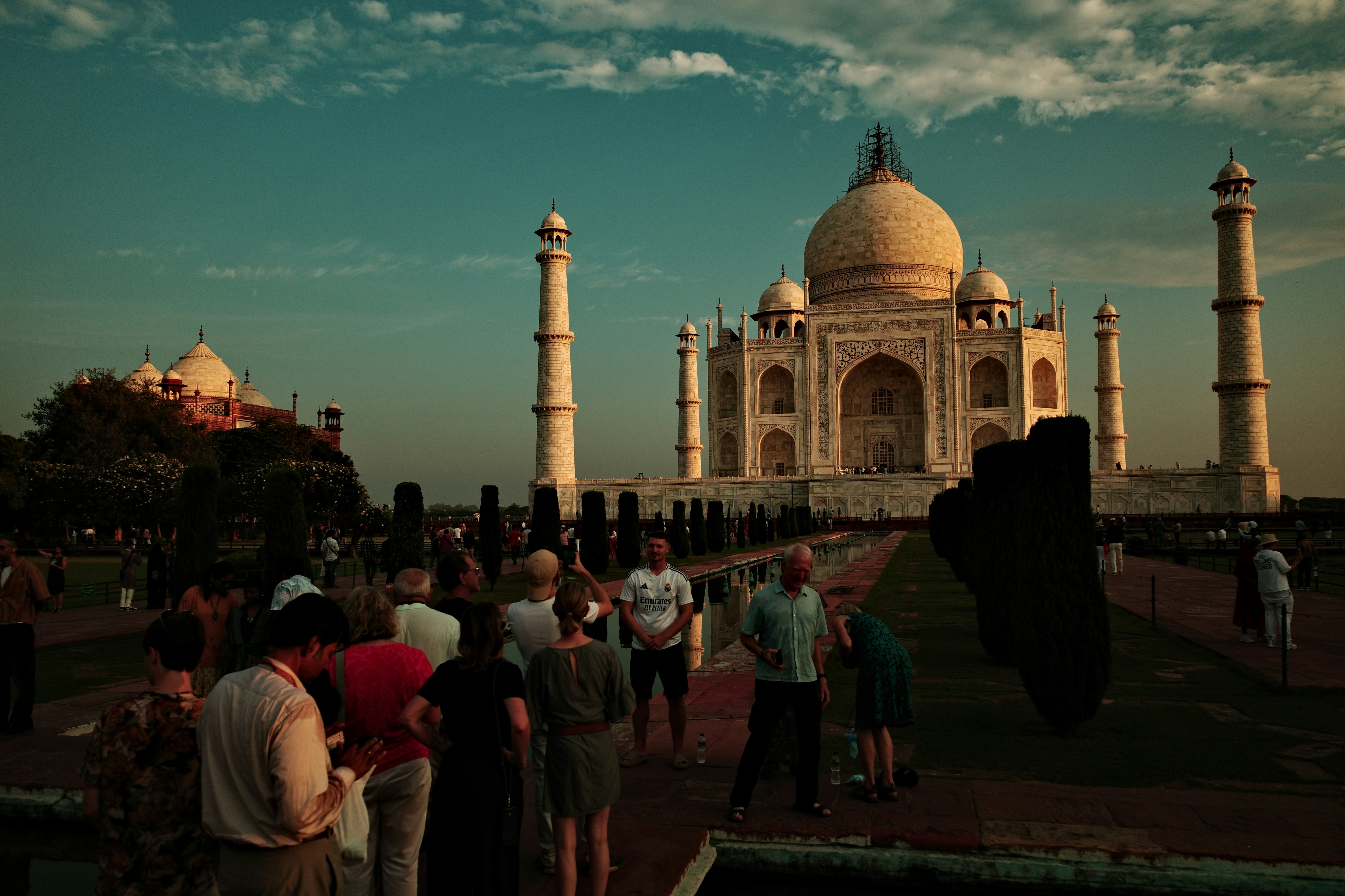 Agra Budget Travel Guides