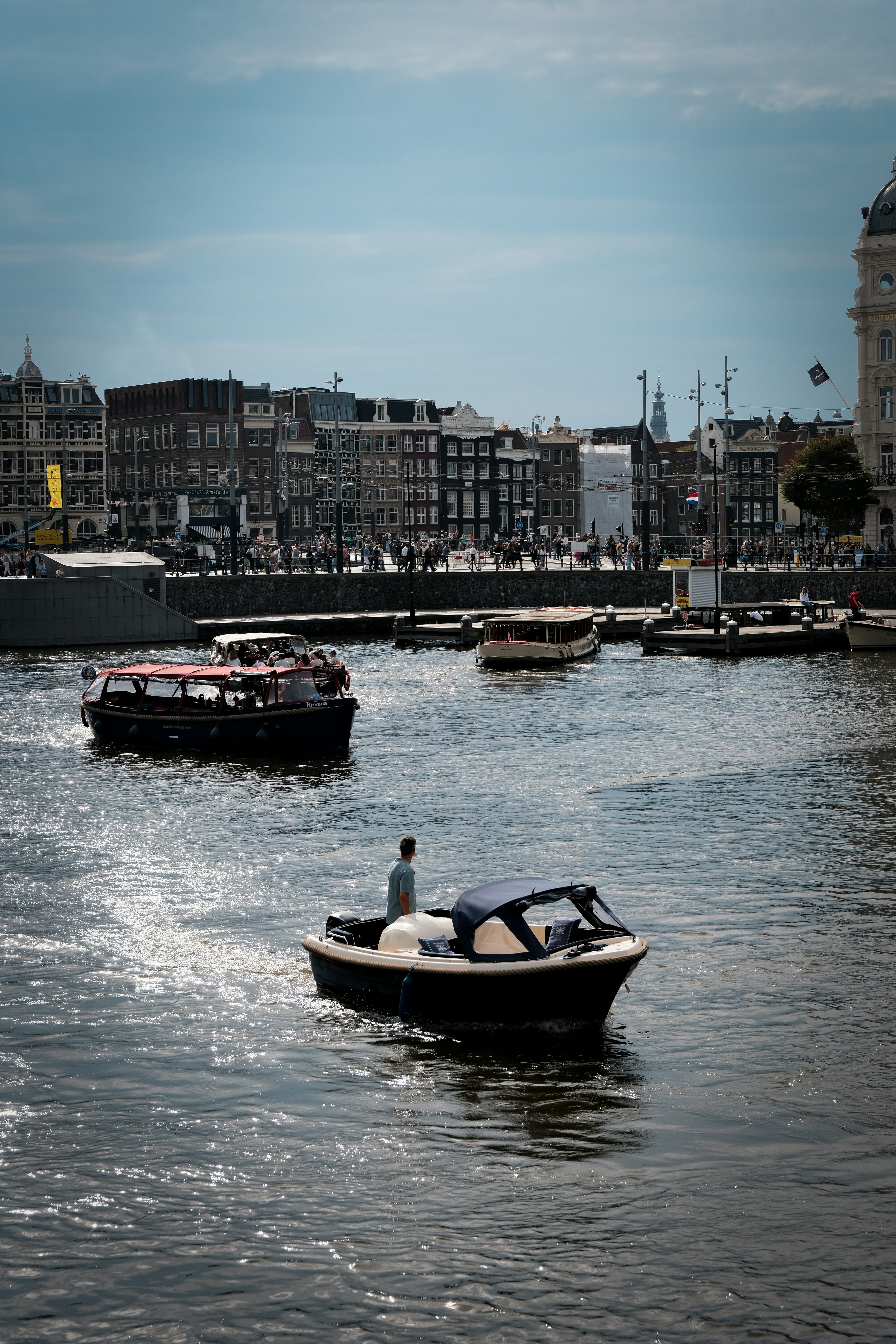 Photo by maximilianbrol