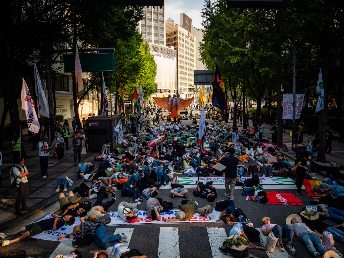 Thousands fill city squares for a third week of demonstrations