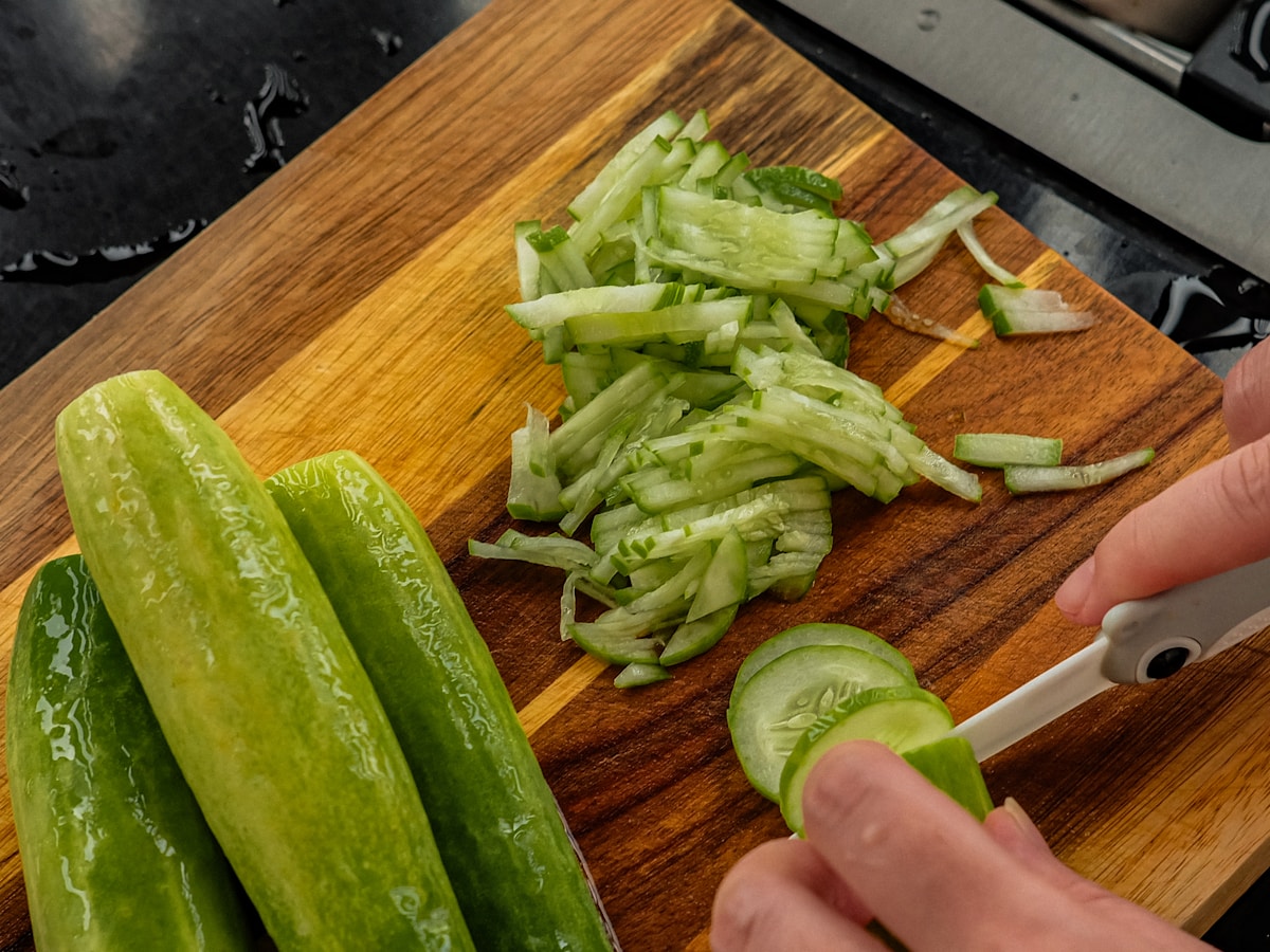 How Can I Stop Being Afraid of My Big Kitchen Knife
