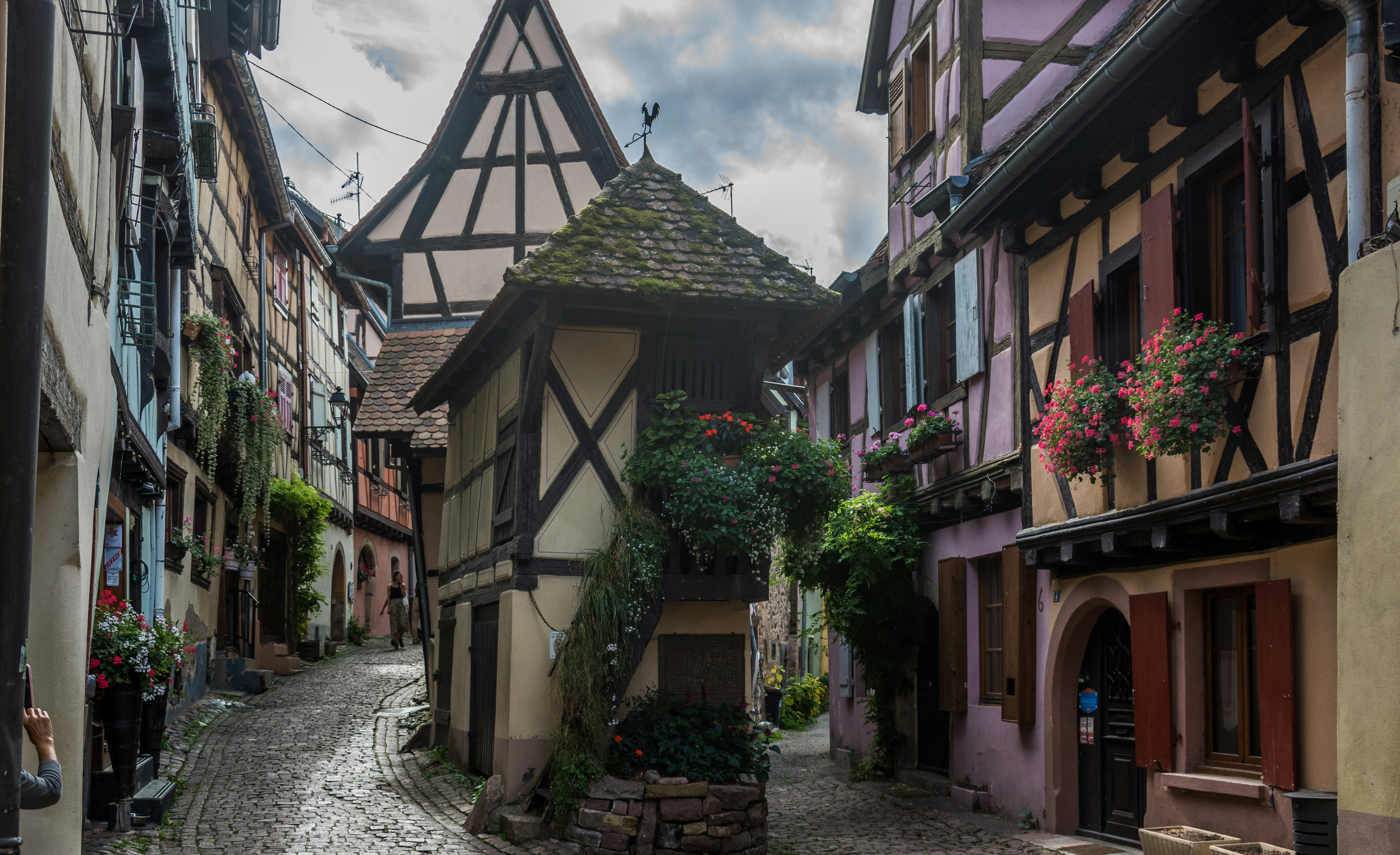 Photo by instantphotos