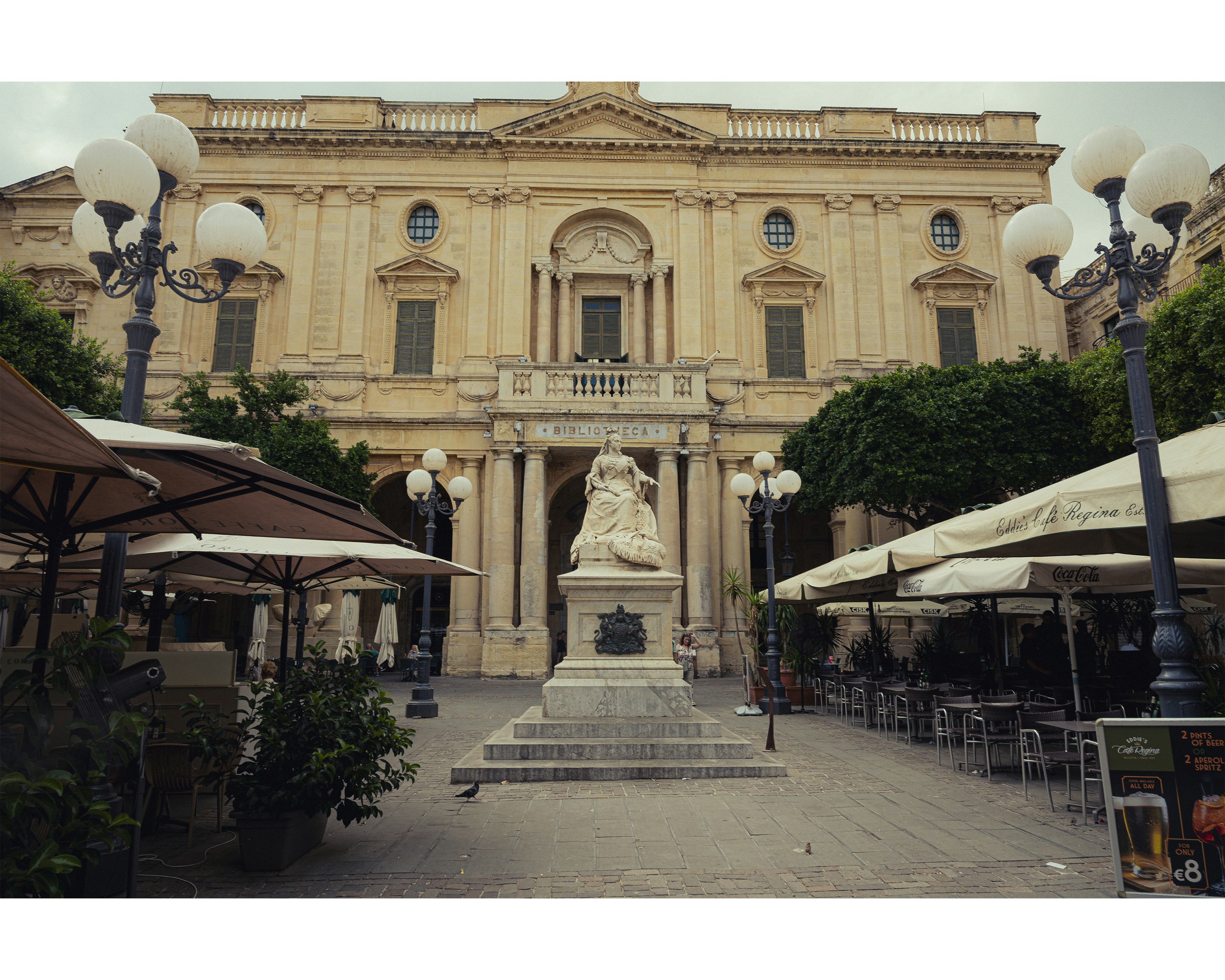 Monument Café - MO Café