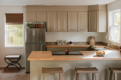 Flat panel light wood kitchen cabinets
