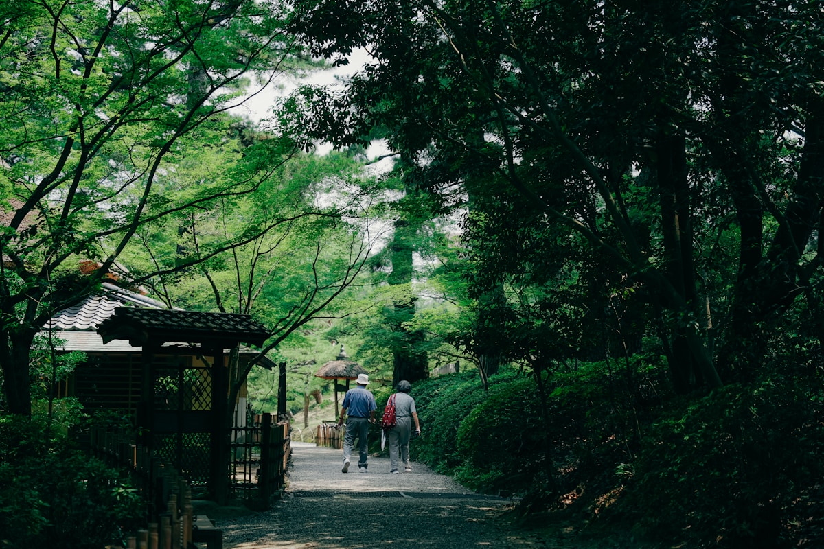 갱년기는 단순한 노화 현상이 아니라 에스트로겐 결핍으로 인한 전신 대사 변화다