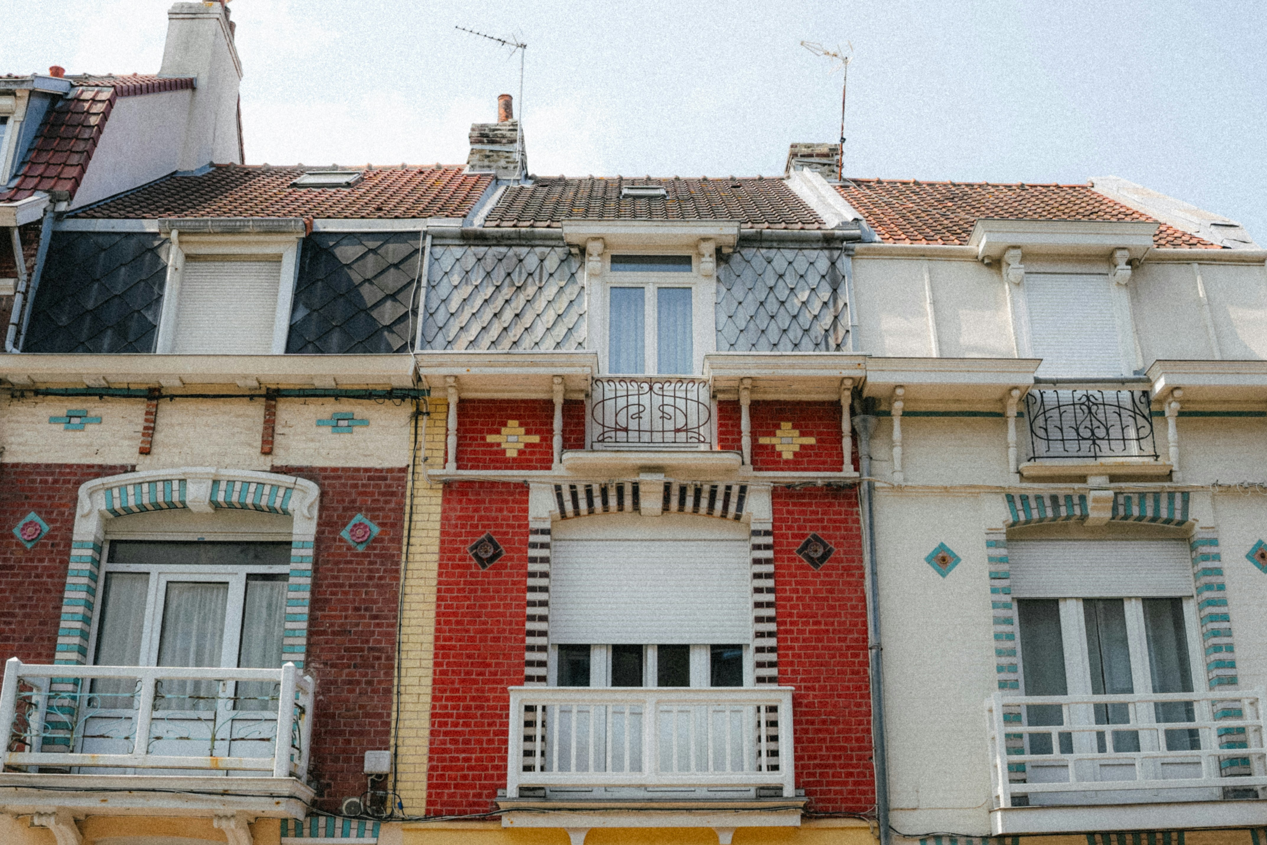 ¿Quién debe pagar por los toldos en un alquiler? Claves para inquilinos y propietarios