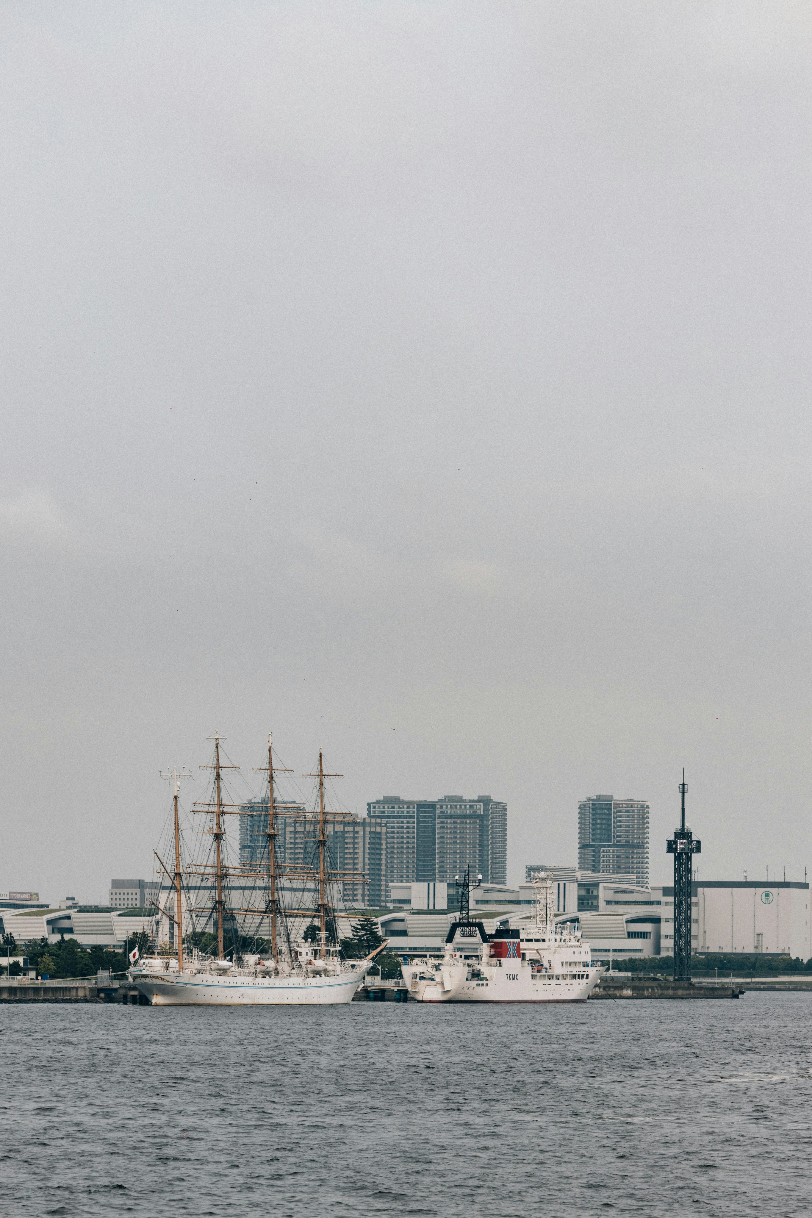 Photo by tsuyoshikozu