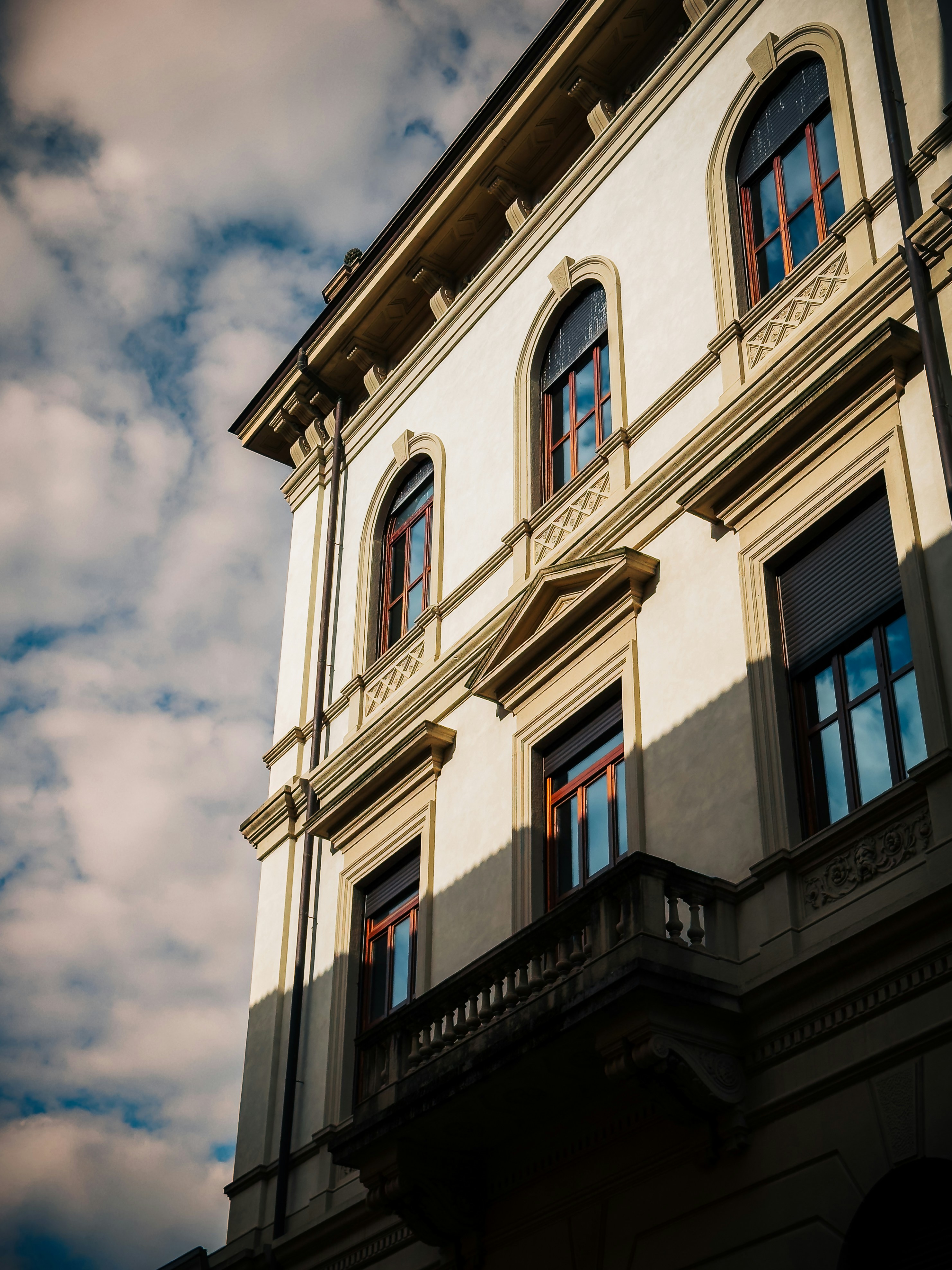 Photo by mattiasupershallo