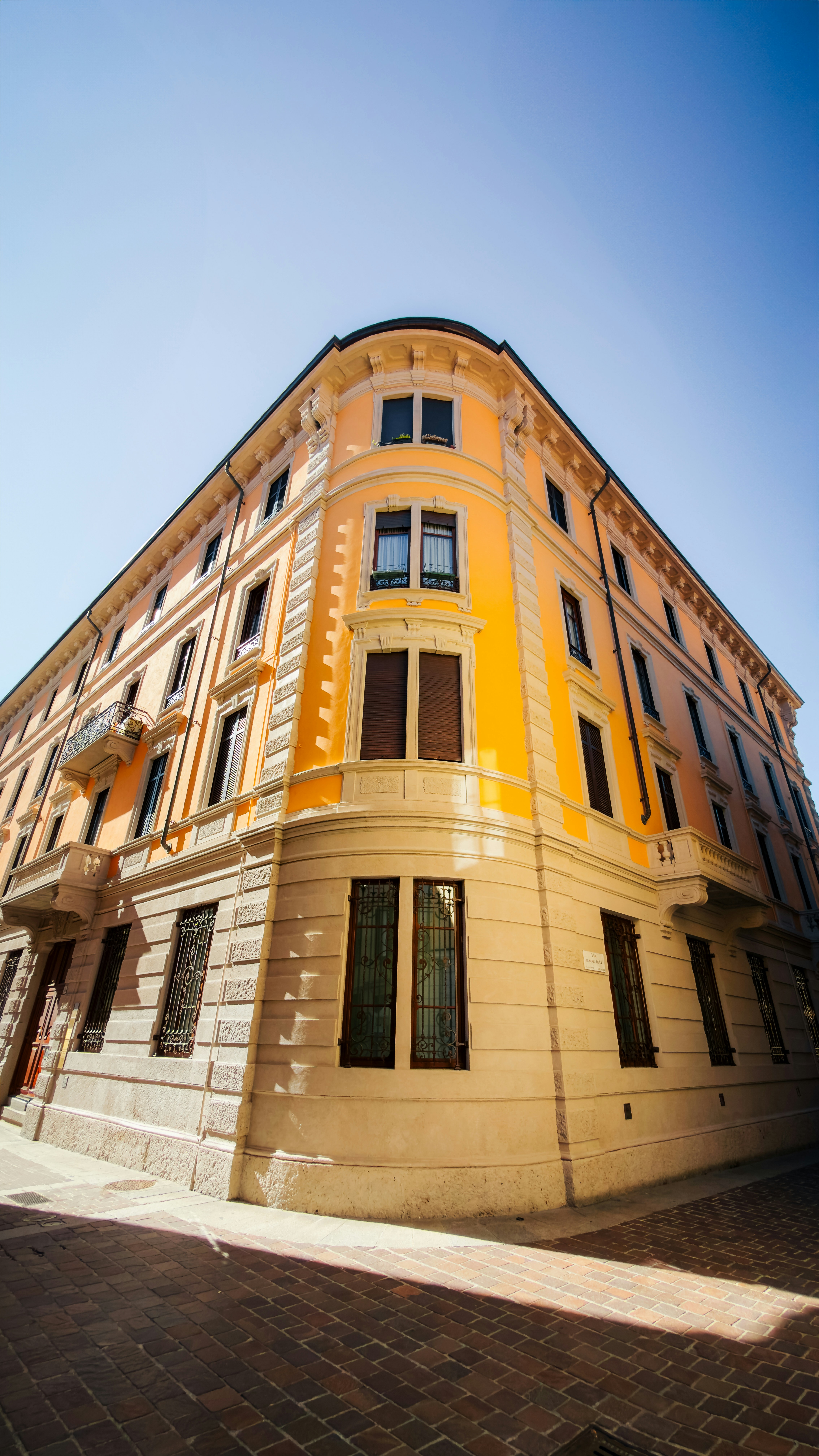 Photo by mattiasupershallo