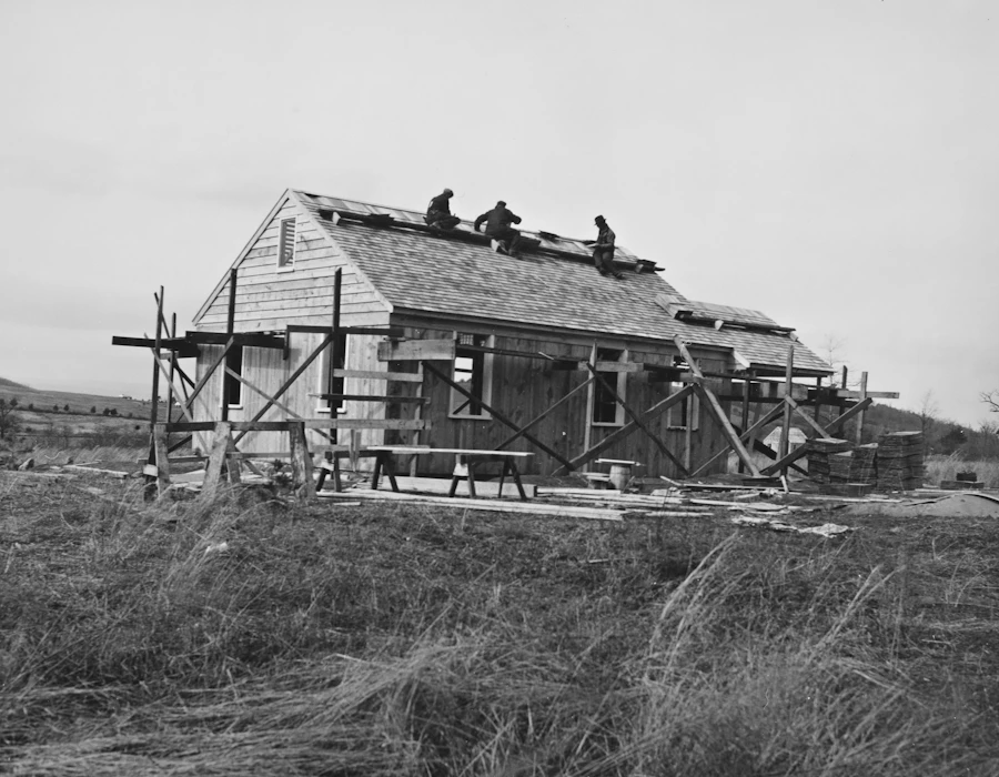 House roof construction with scaffolding