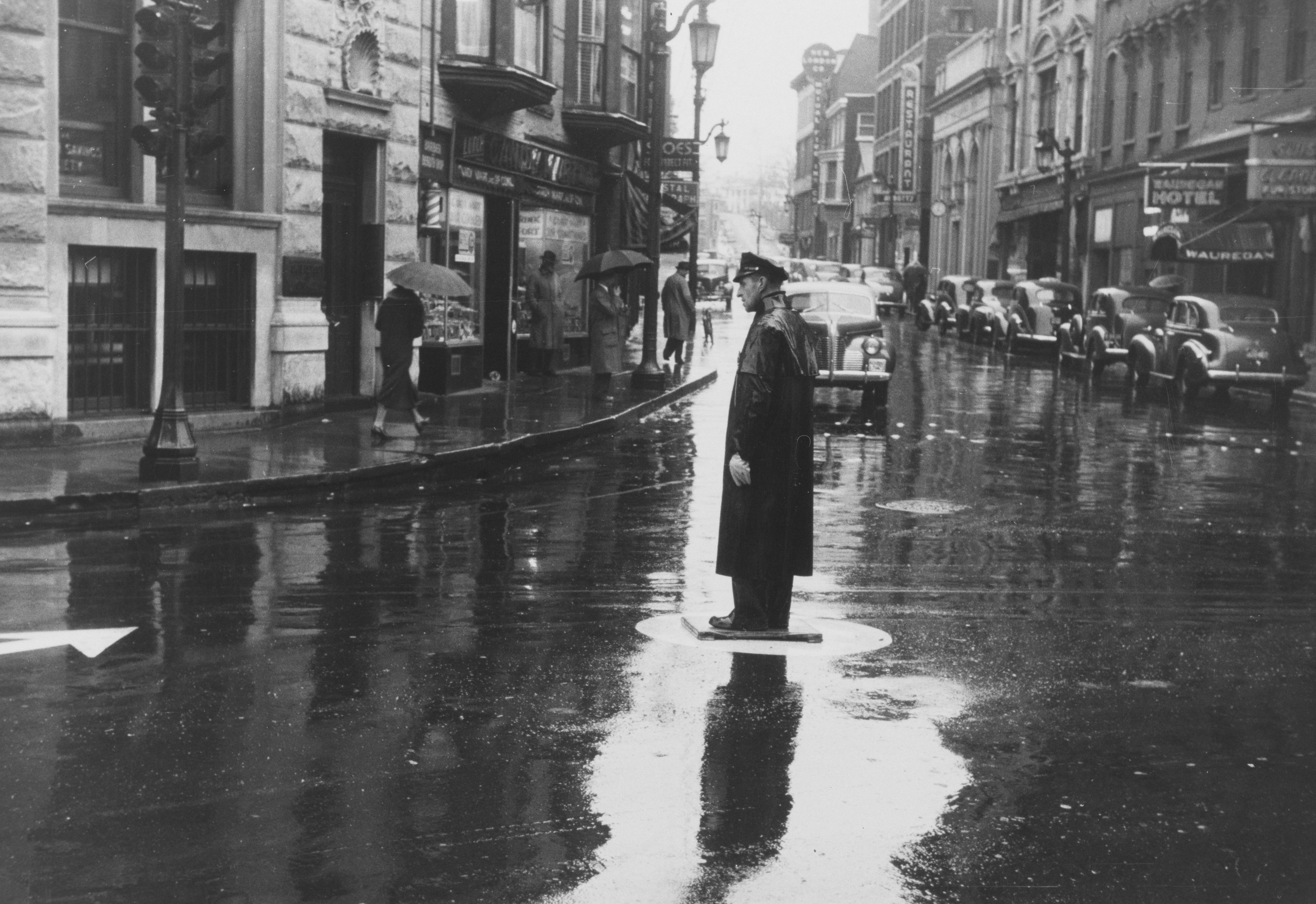 The Miriam and Ira D. Wallach Division of Art, Prints and Photographs: Photography Collection, The New York Public Library. \