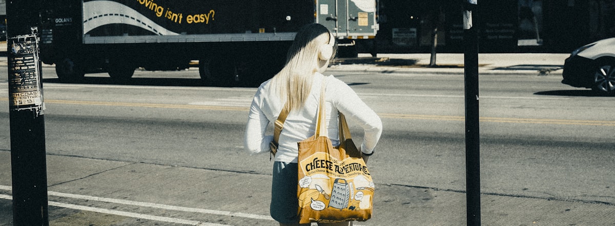 Чек-ліст першої самостійної поїздки дитини в громадському транспорті: маршрут, гроші, зв’язок