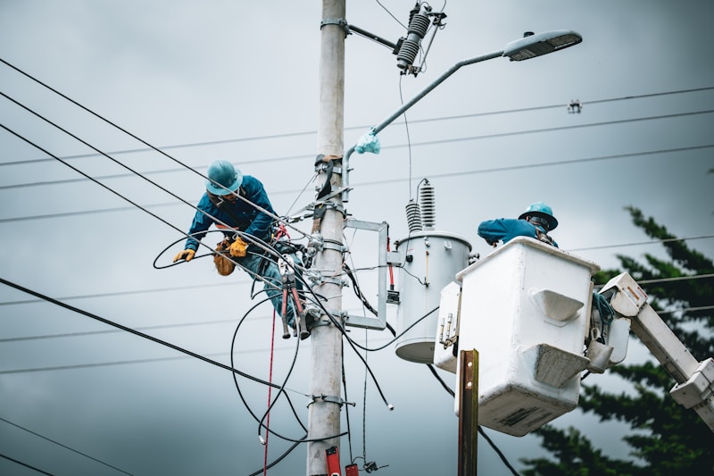 Monteur / Monteuse de réseaux électriques
