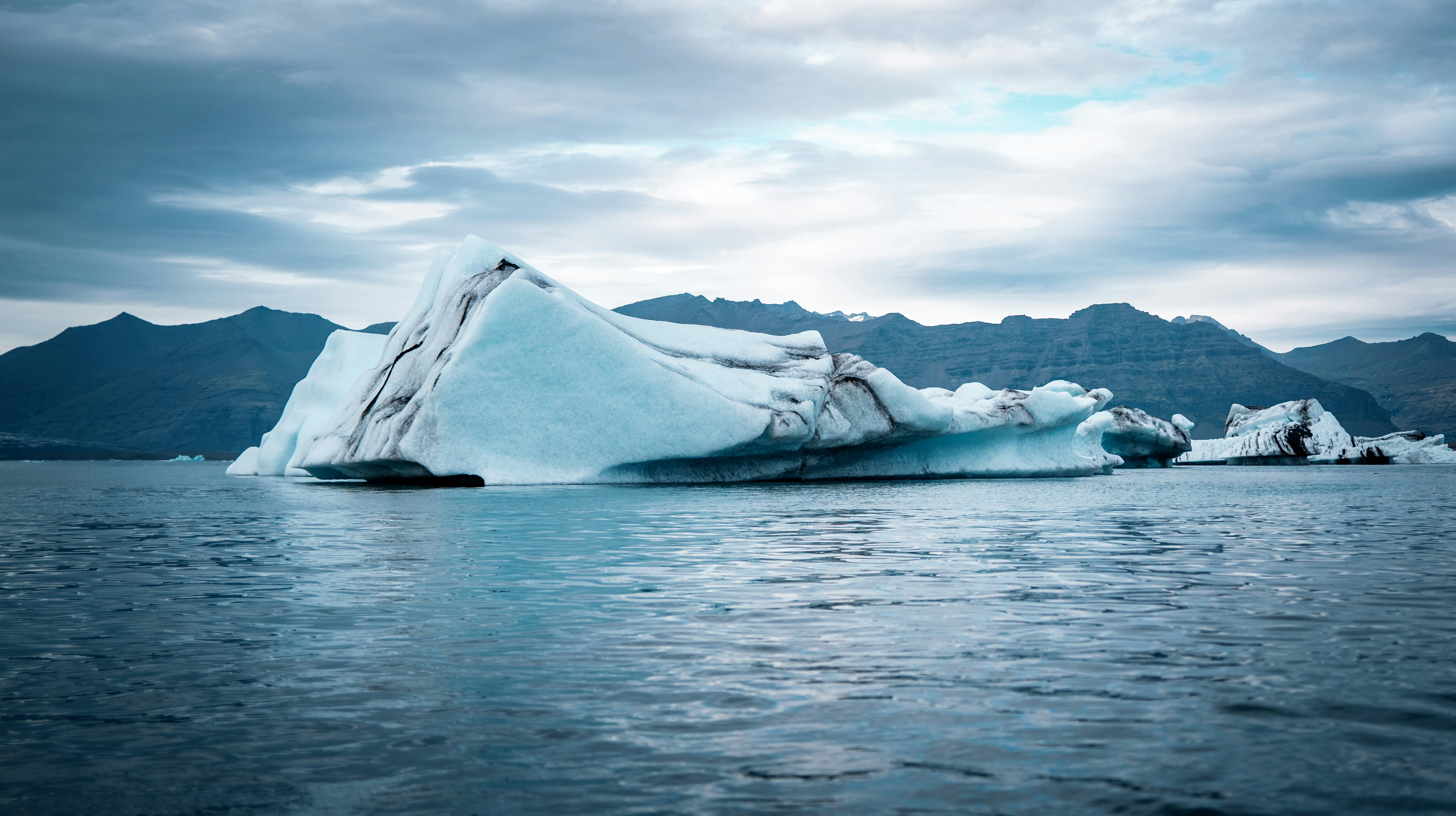 Photo by korner_kosmos