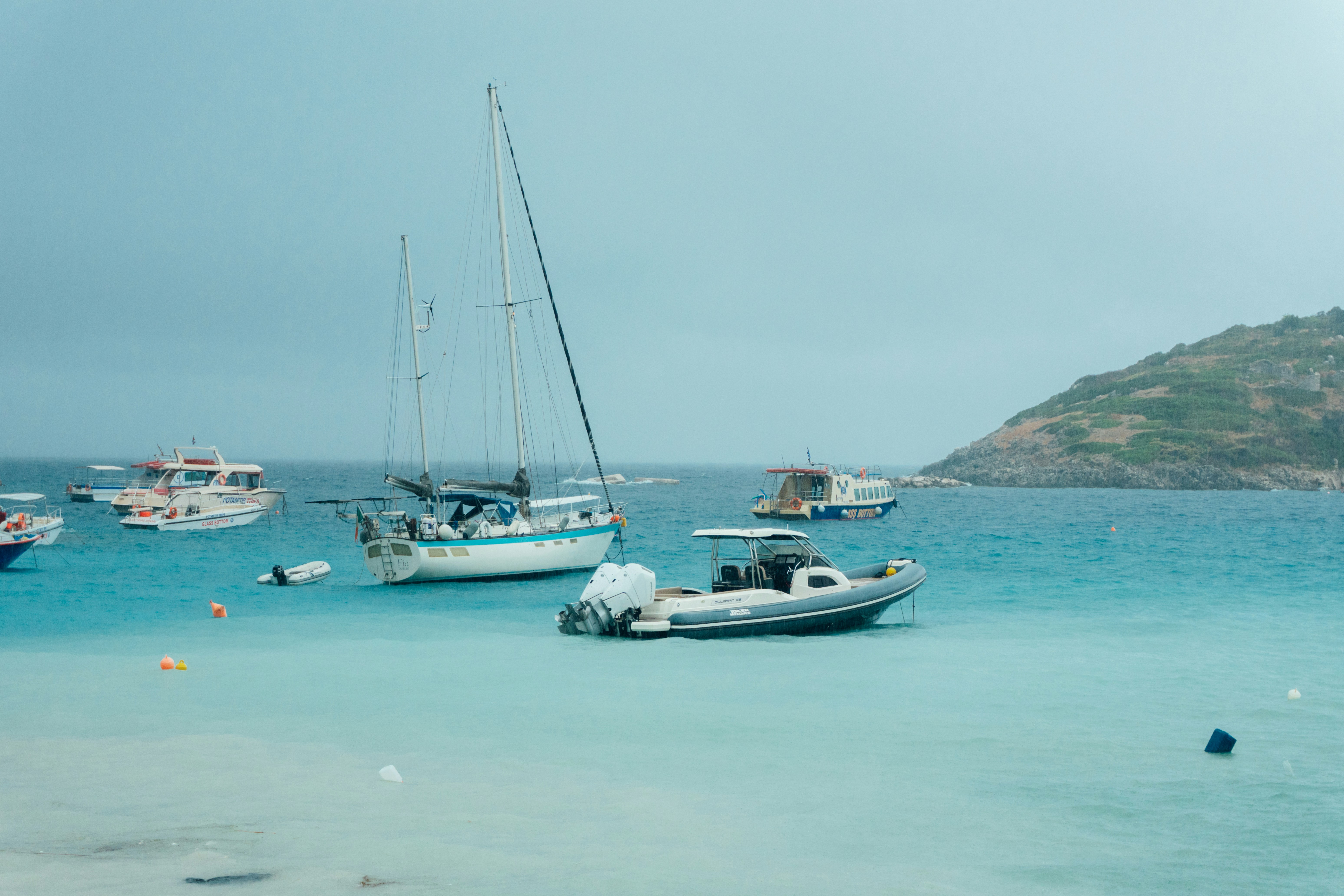 Photo by raymondpetrik