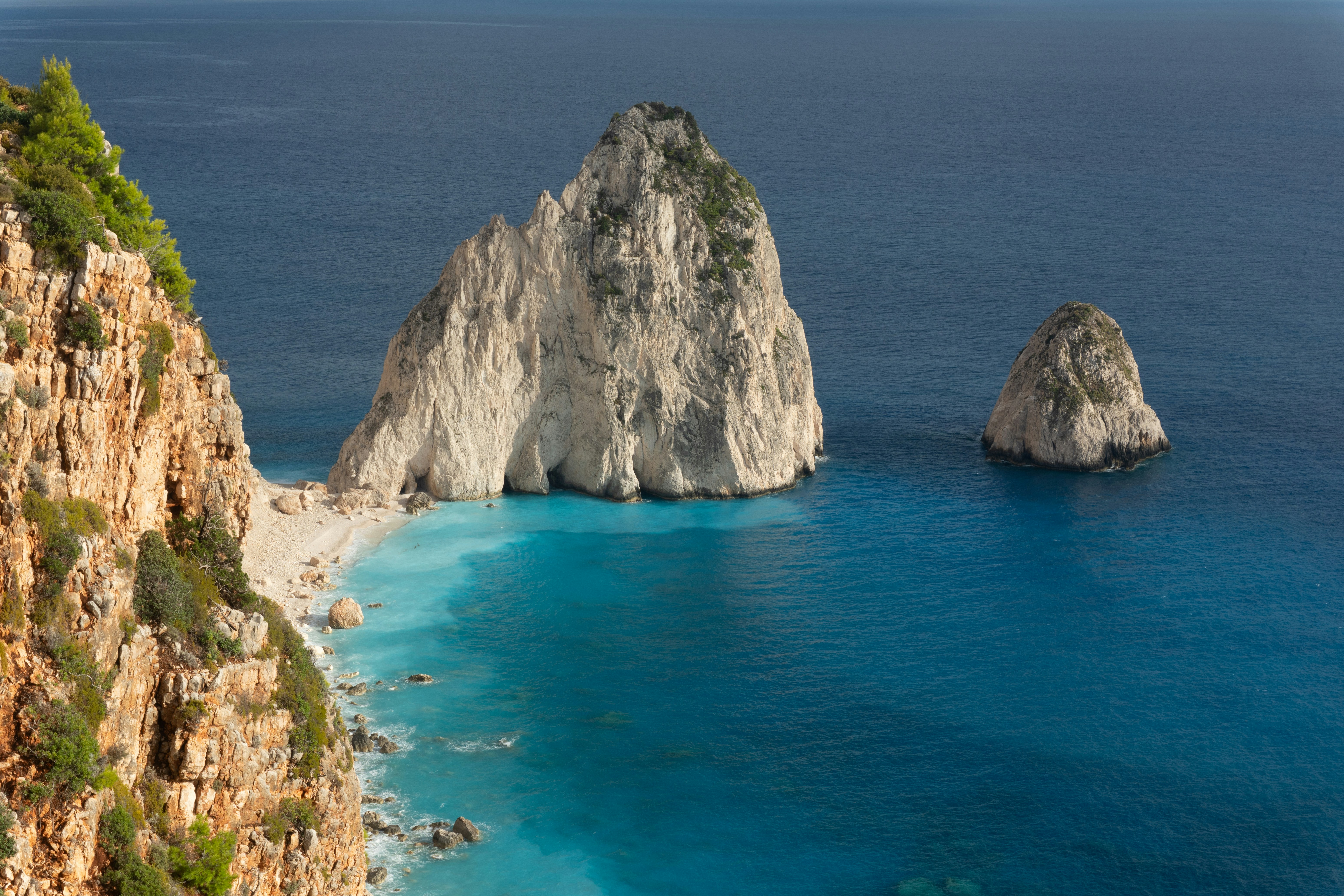 Photo by raymondpetrik