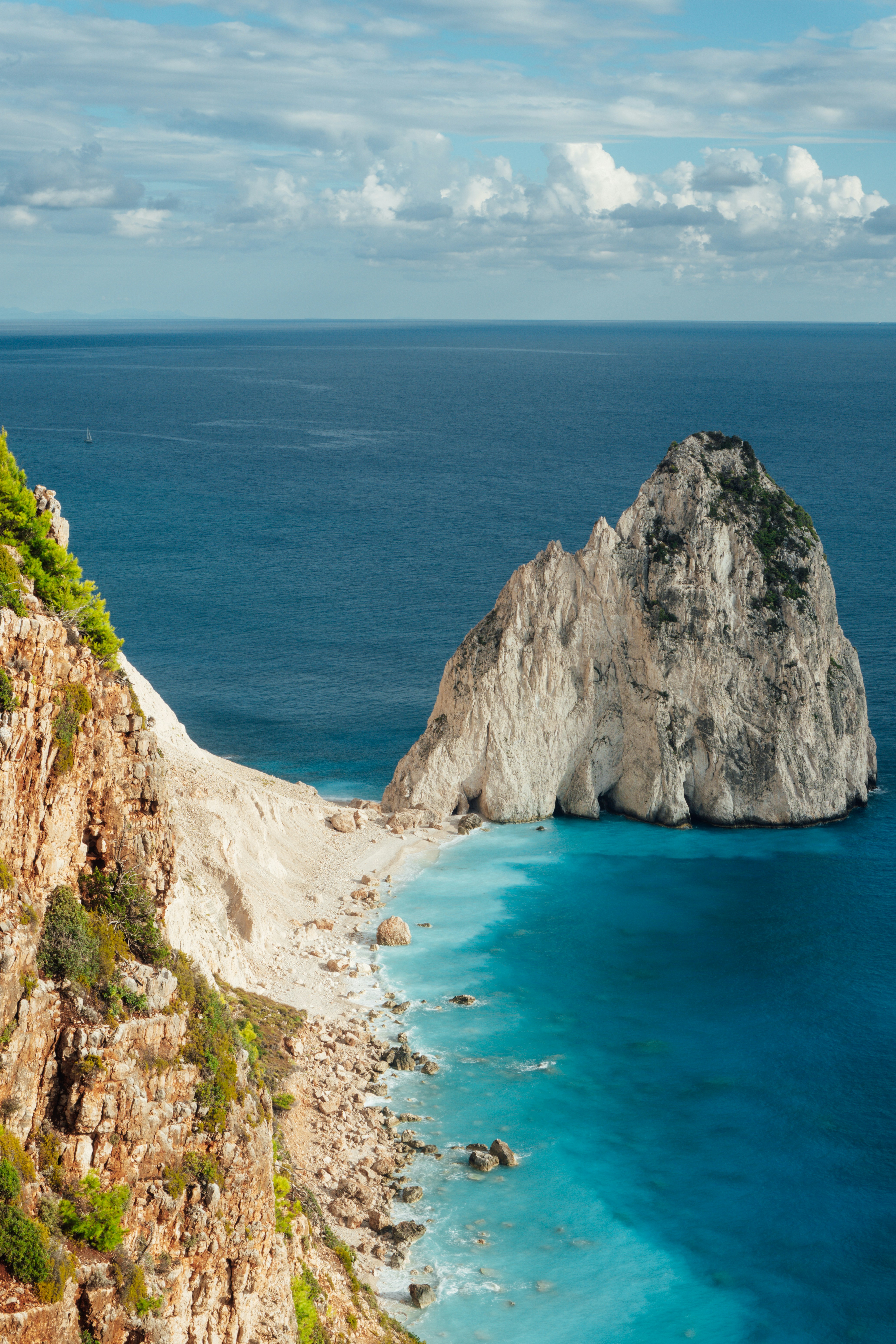 Photo by raymondpetrik