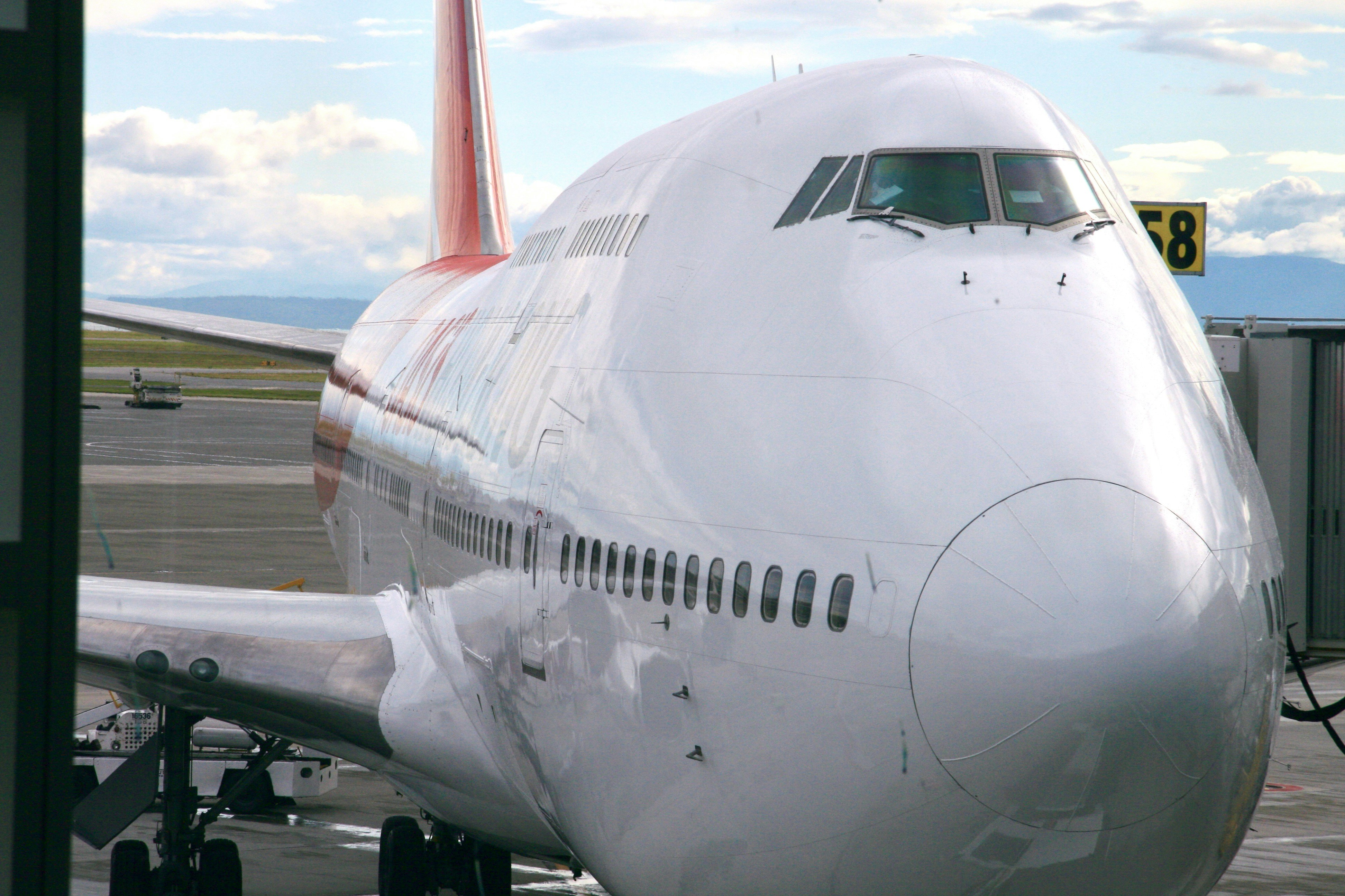 close-up, de, um, grande, avião branco, em, a, portão