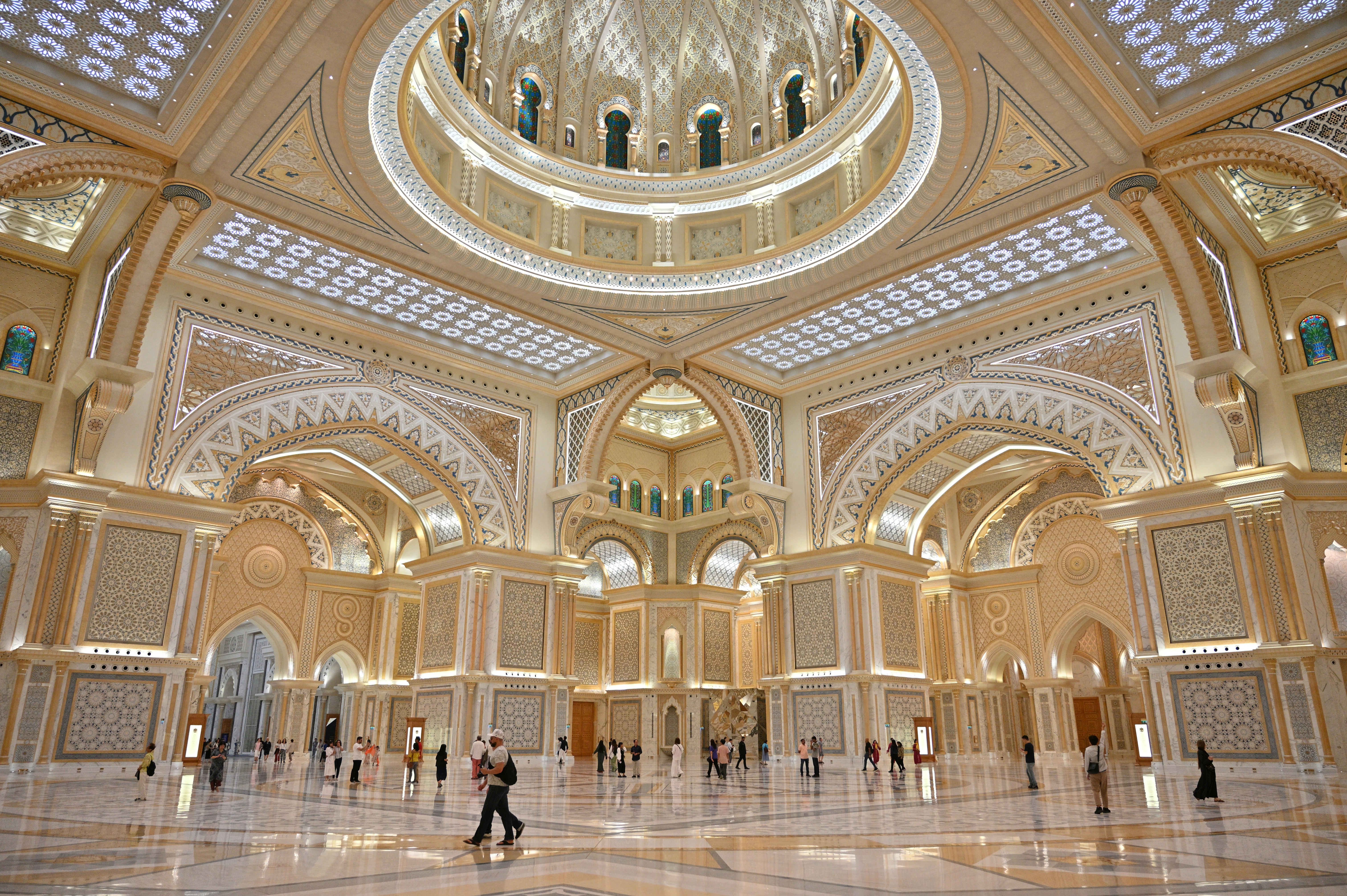 Islamic architecture interior