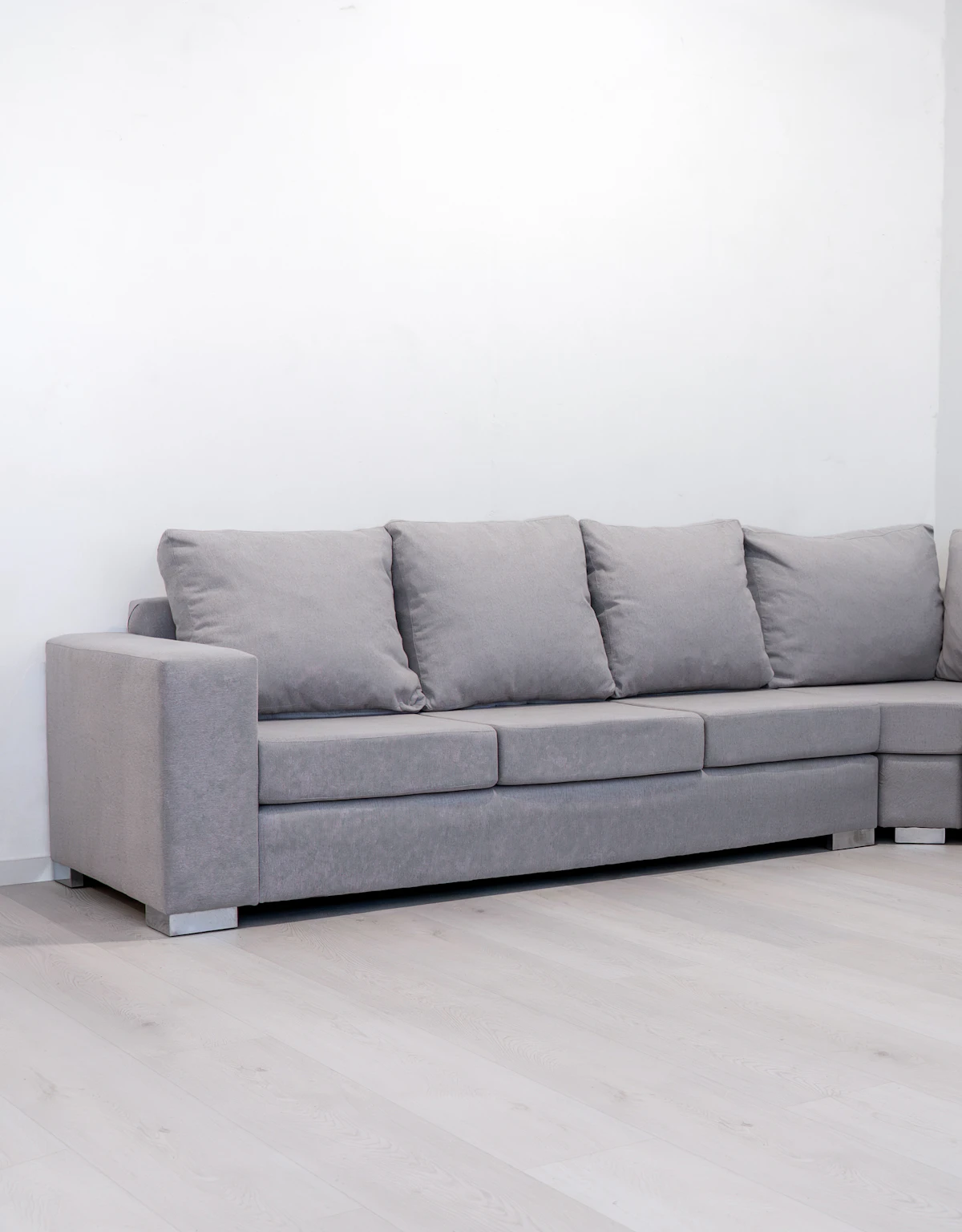 Grana Modular Sectional, photograph 2