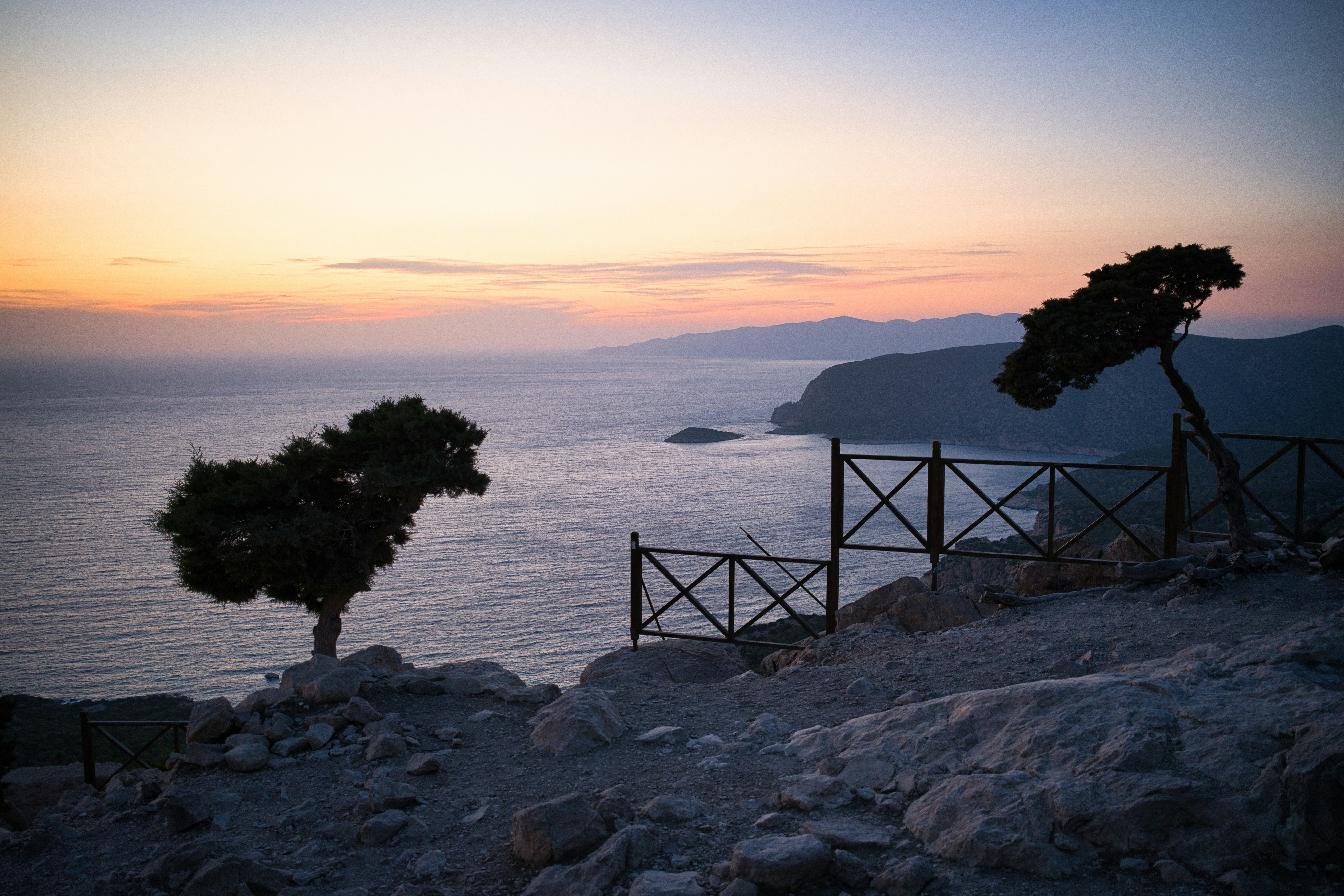 Photo by maksimshutov