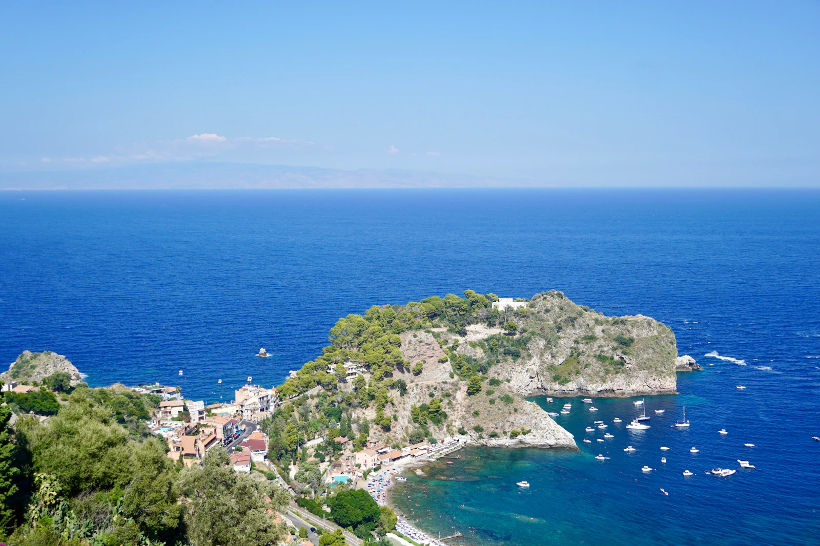 Mazzarò Sea Palace: Seafront Refinement Below Taormina