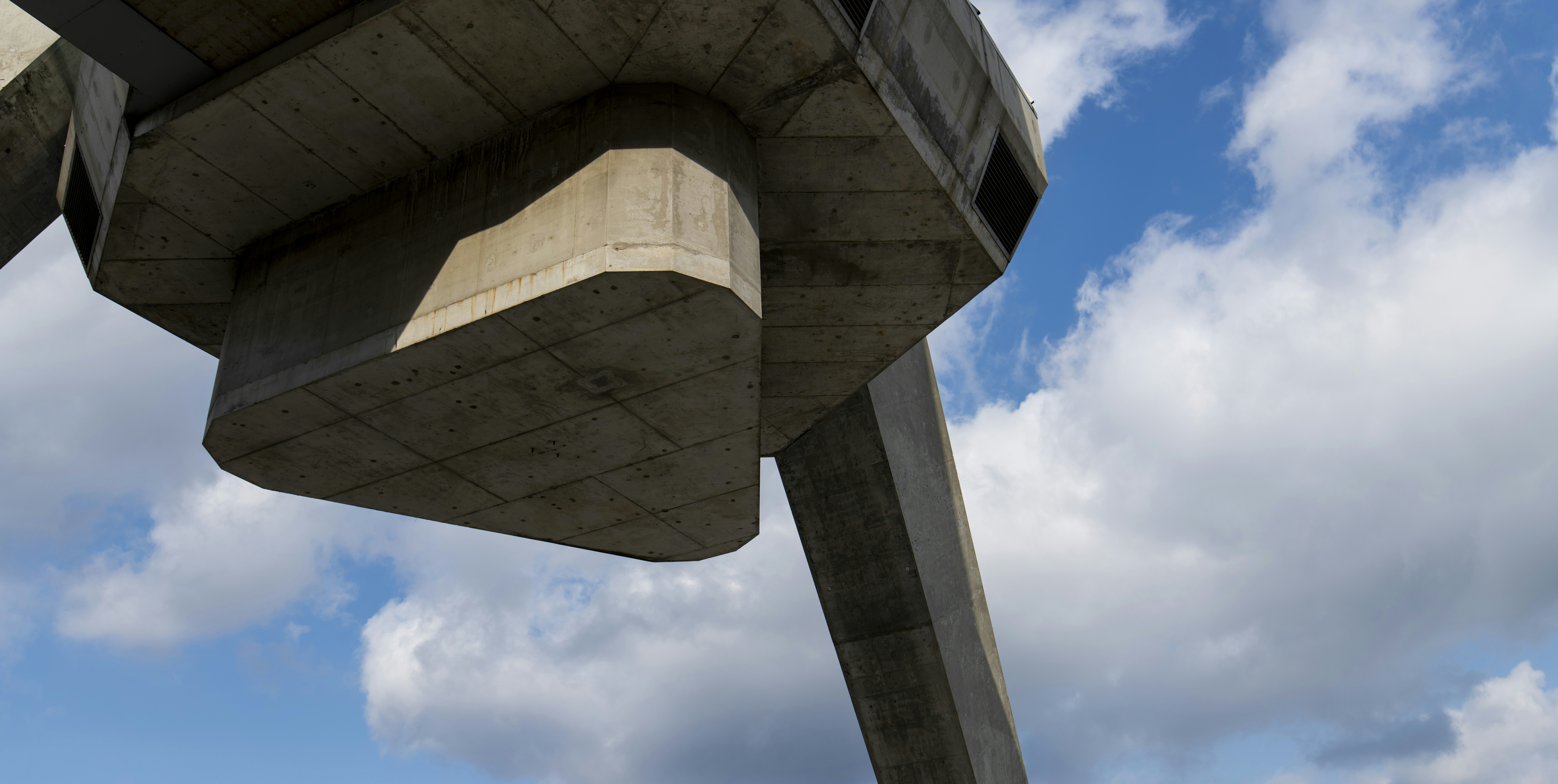 Concrete sky structure