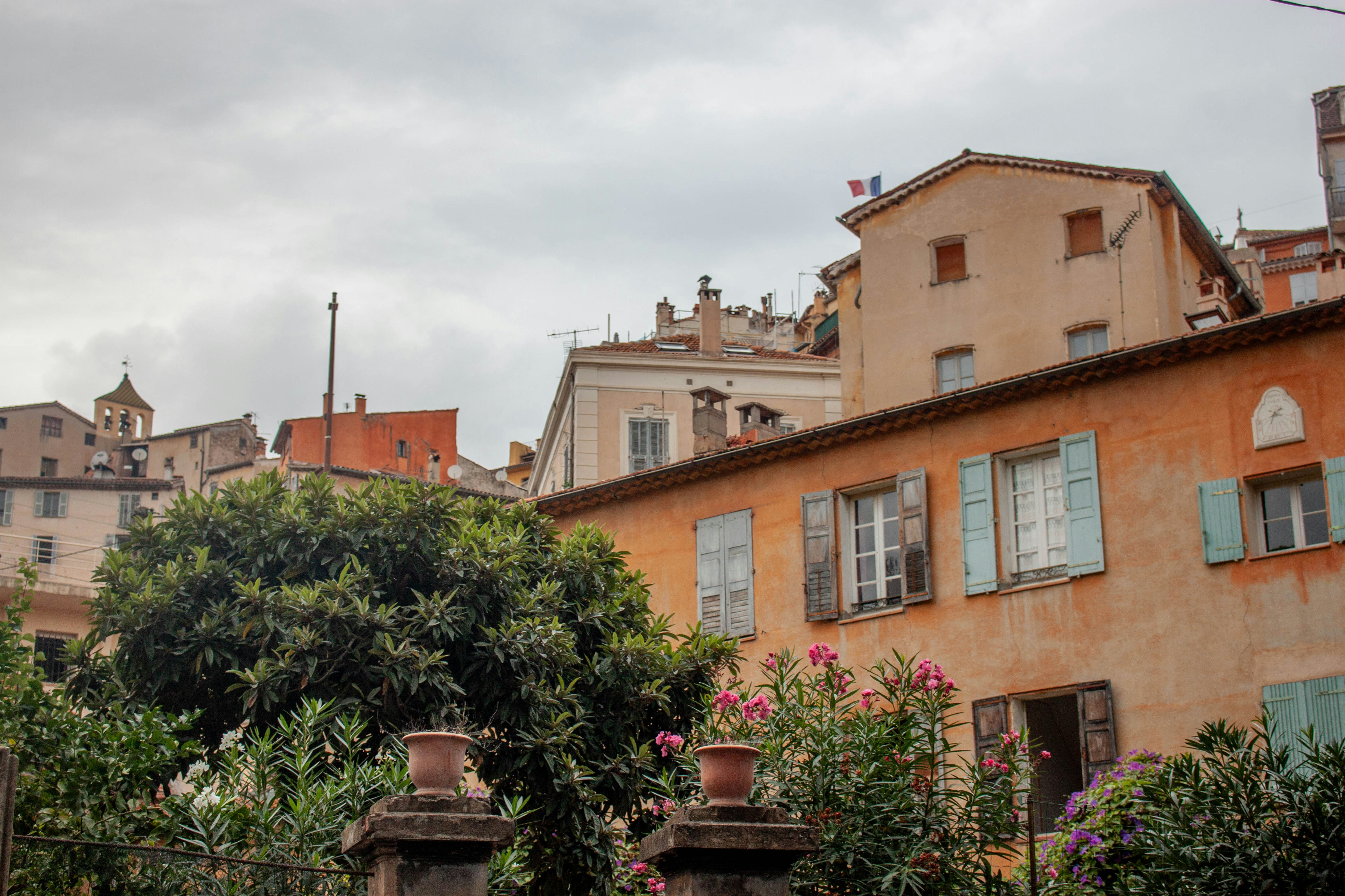 Photo by kamillaisalieva