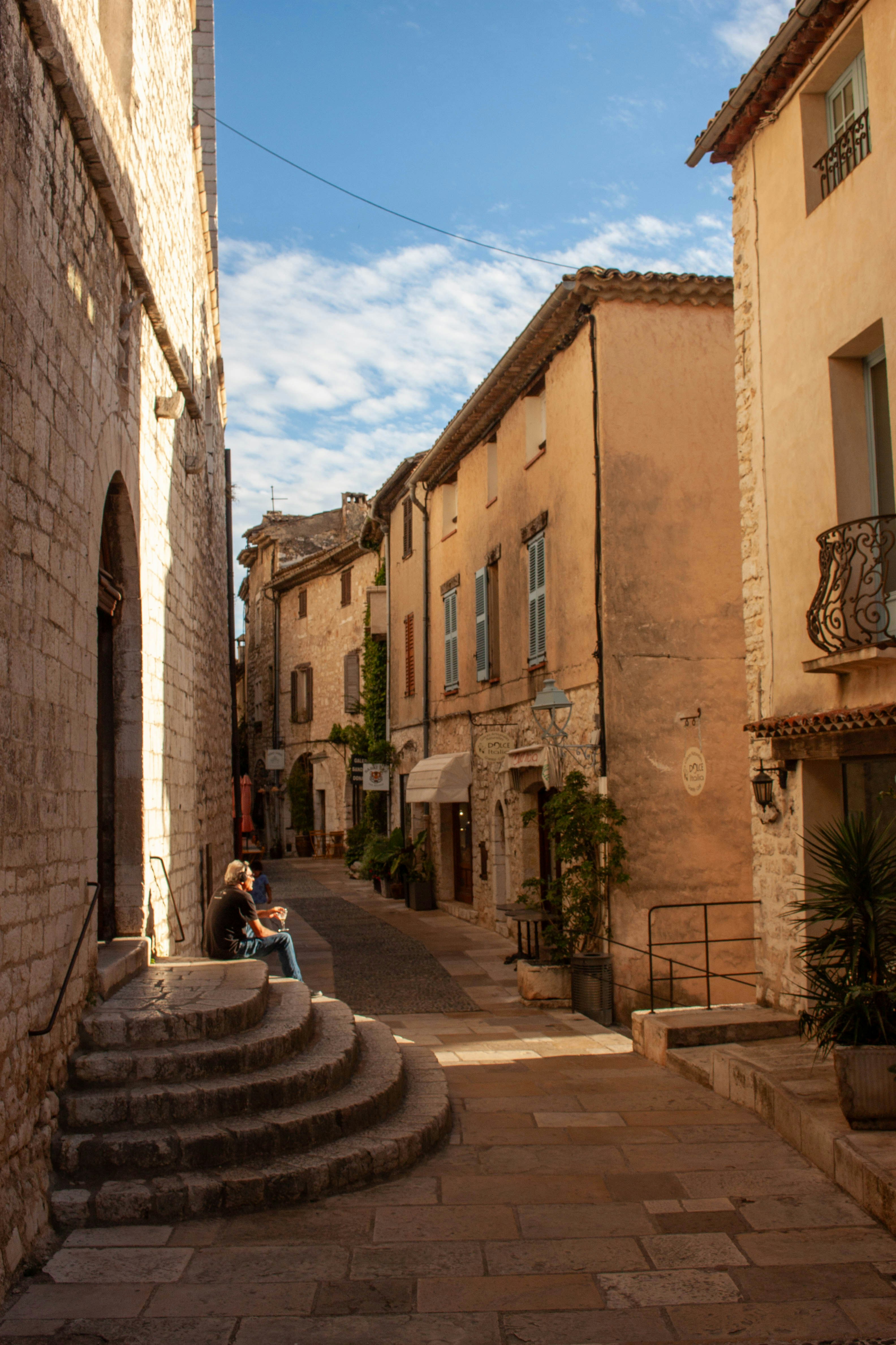 Photo by kamillaisalieva