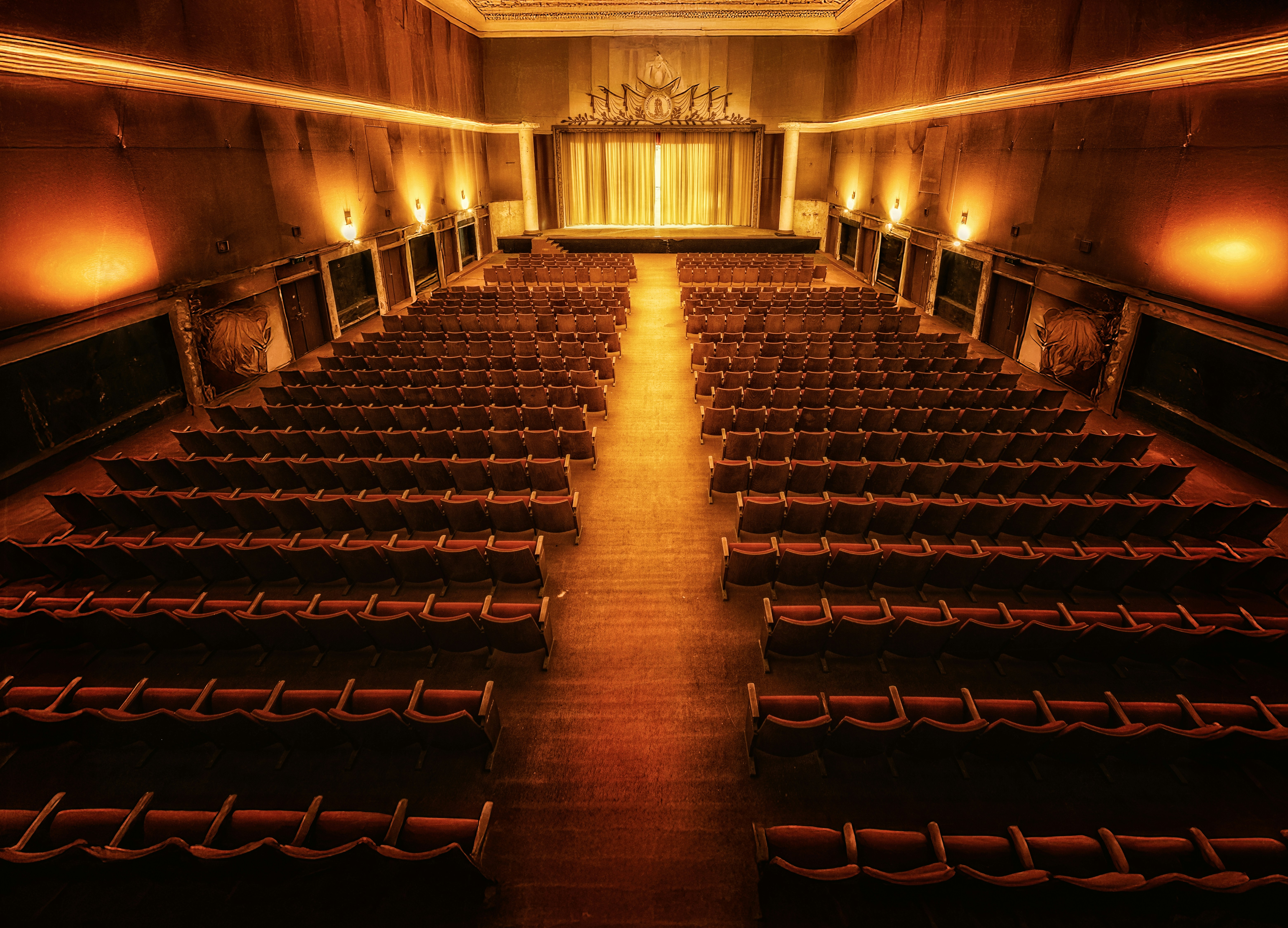 Discover Just How SMILE Eye Surgical Treatment Can Transform Your Vision For Astigmatism Or Severe Myopia, Yet Is It The Most Effective Choice For You? Locate The Solutions Within