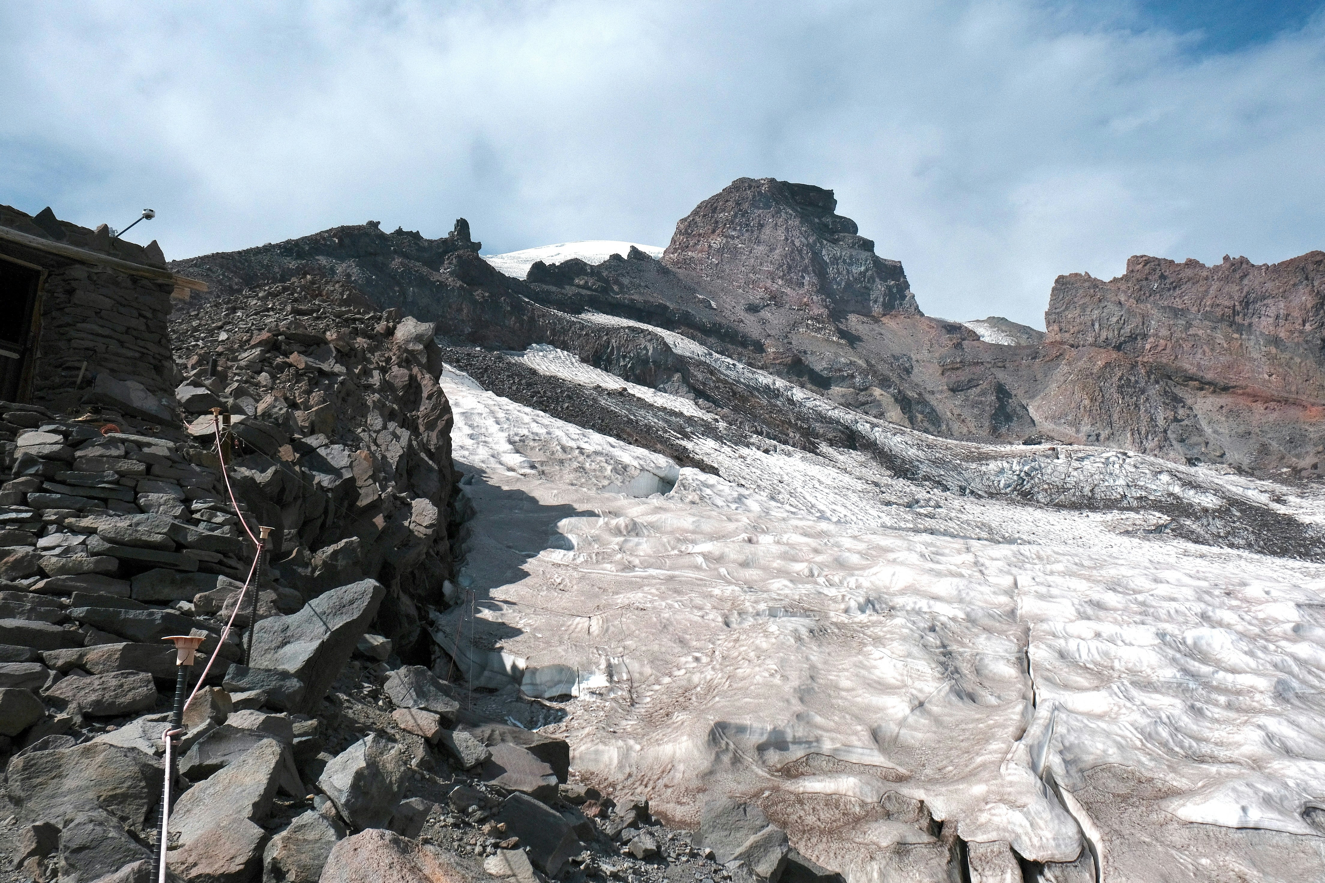 mountain hiking pole, ilustrasi artikel Conquer Mountains with Lightweight Trekking Poles: Your Essential Hiking Gear 7