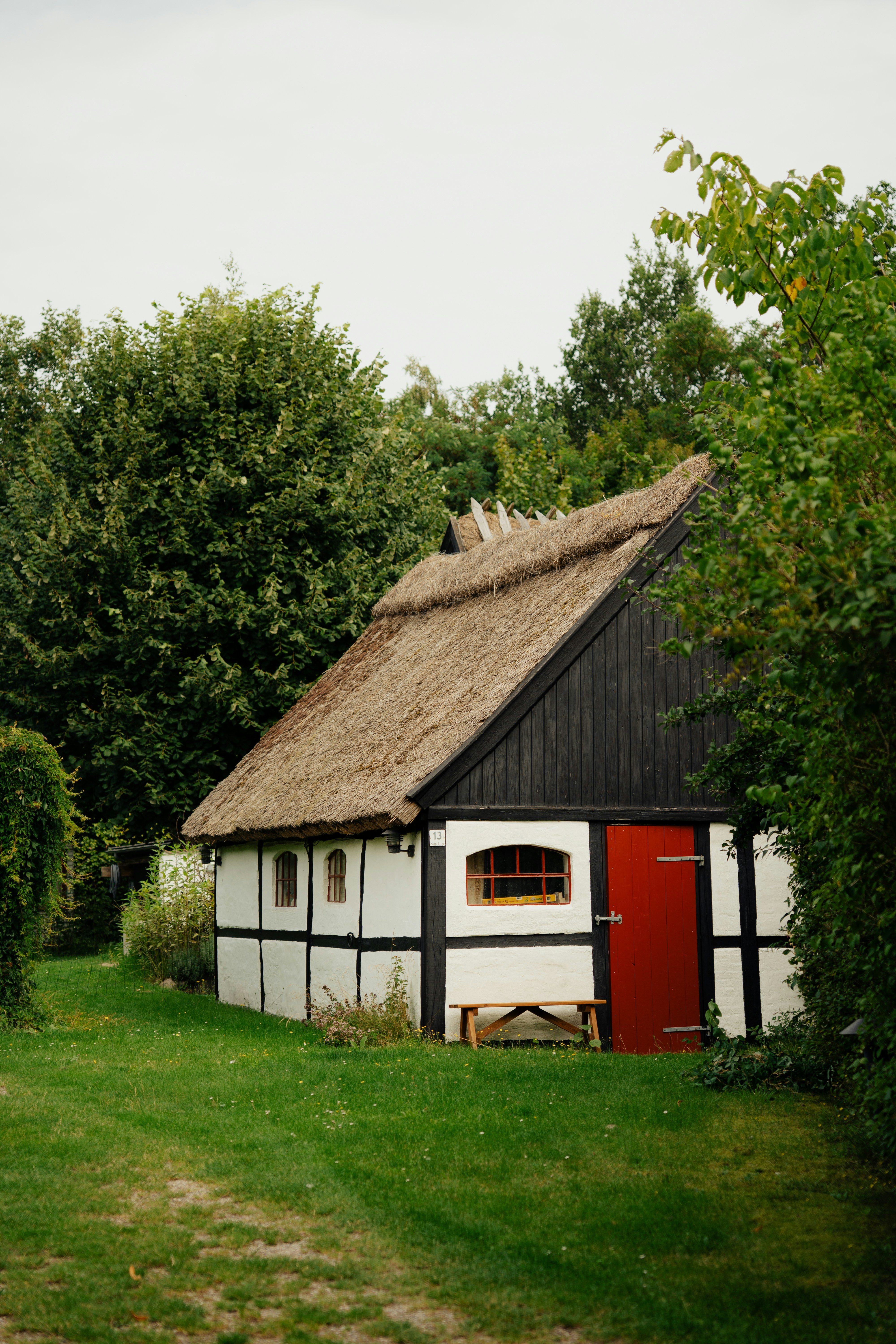 Photo by dermanuskript