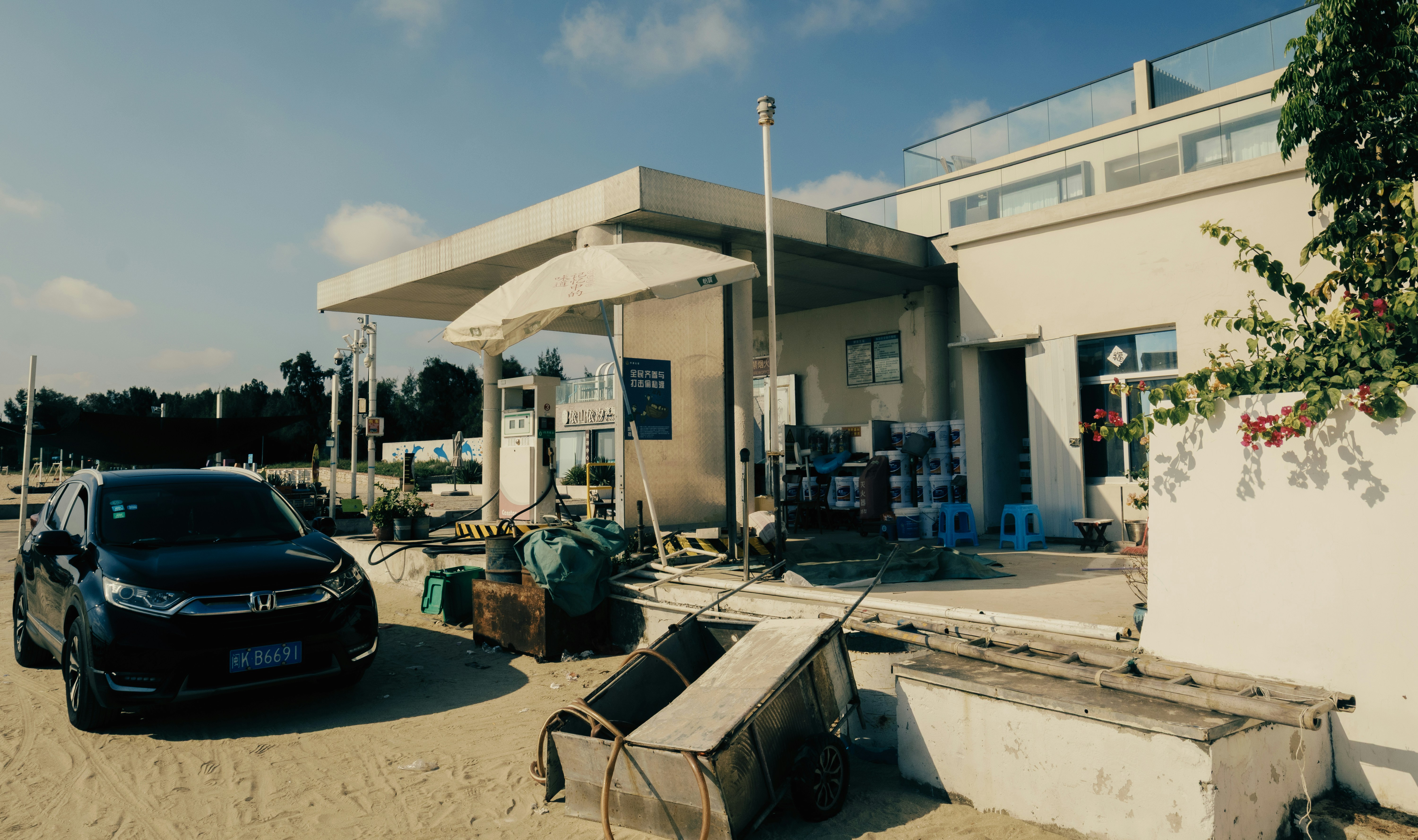 Petrol at 157p and Rising: How to Cut Your Fuel Costs Right Now