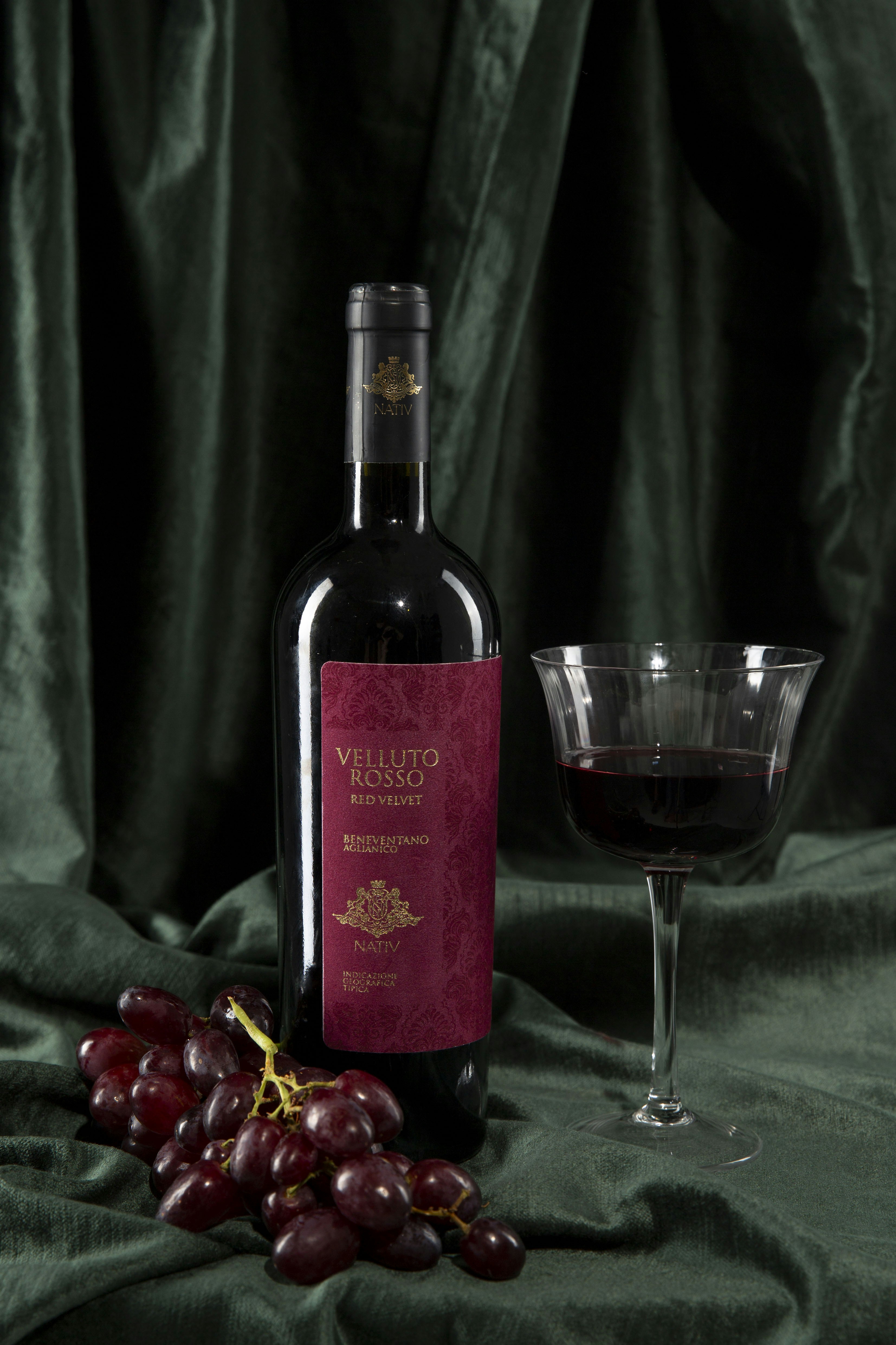 luxury velvet wallpaper, wallpaper, Velvet Hallway DIY Makeover: A Stylish Transformation 2