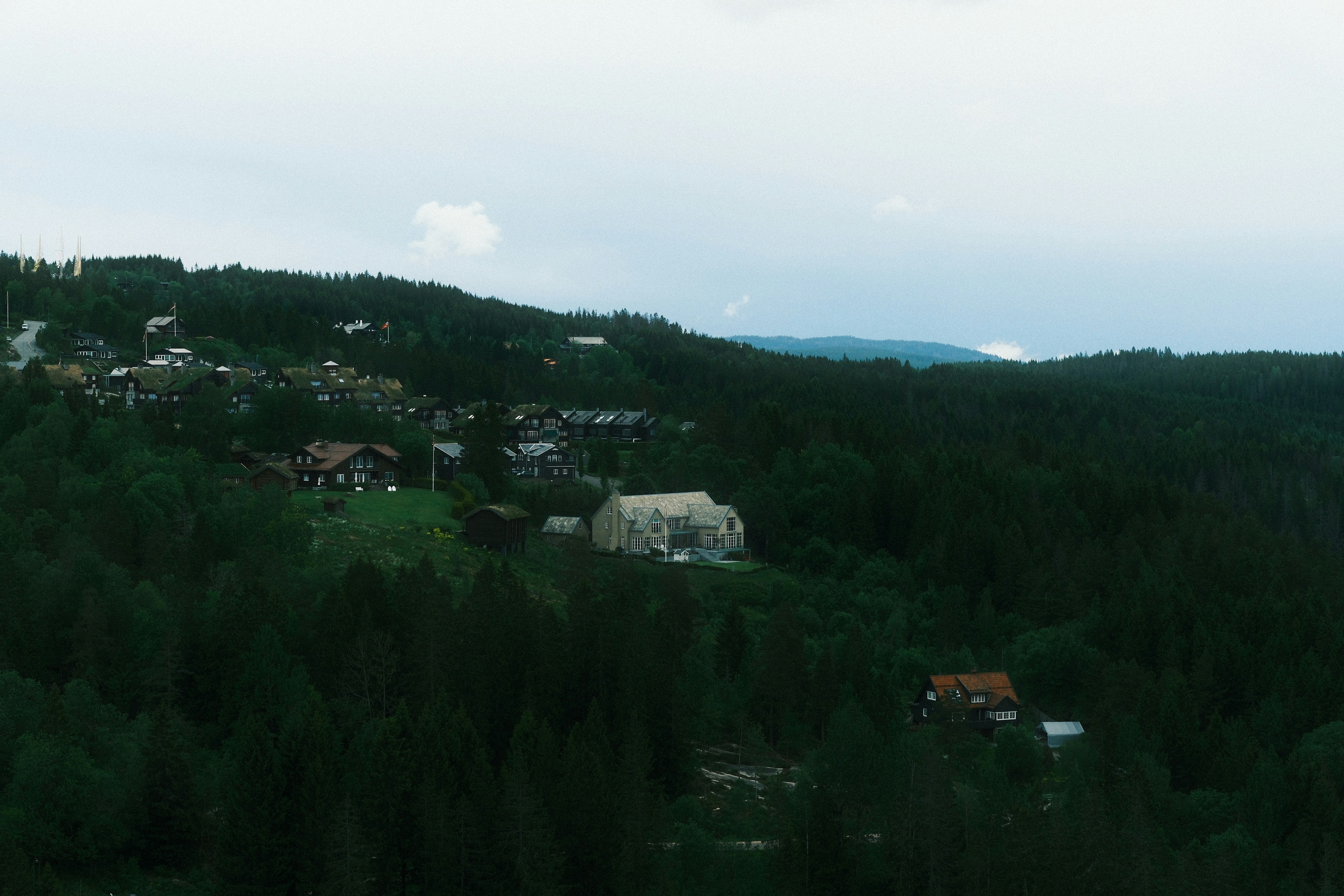 photo-1760023217041-3a57677b519e?ixid=M3wxMjA3fDB8MXxzZWFyY2h8OHx8ZG9sb21pdGF8ZW58MHx8fHwxNzY3OTIwMTYxfDA\u0026ixlib=rb-4.1.0