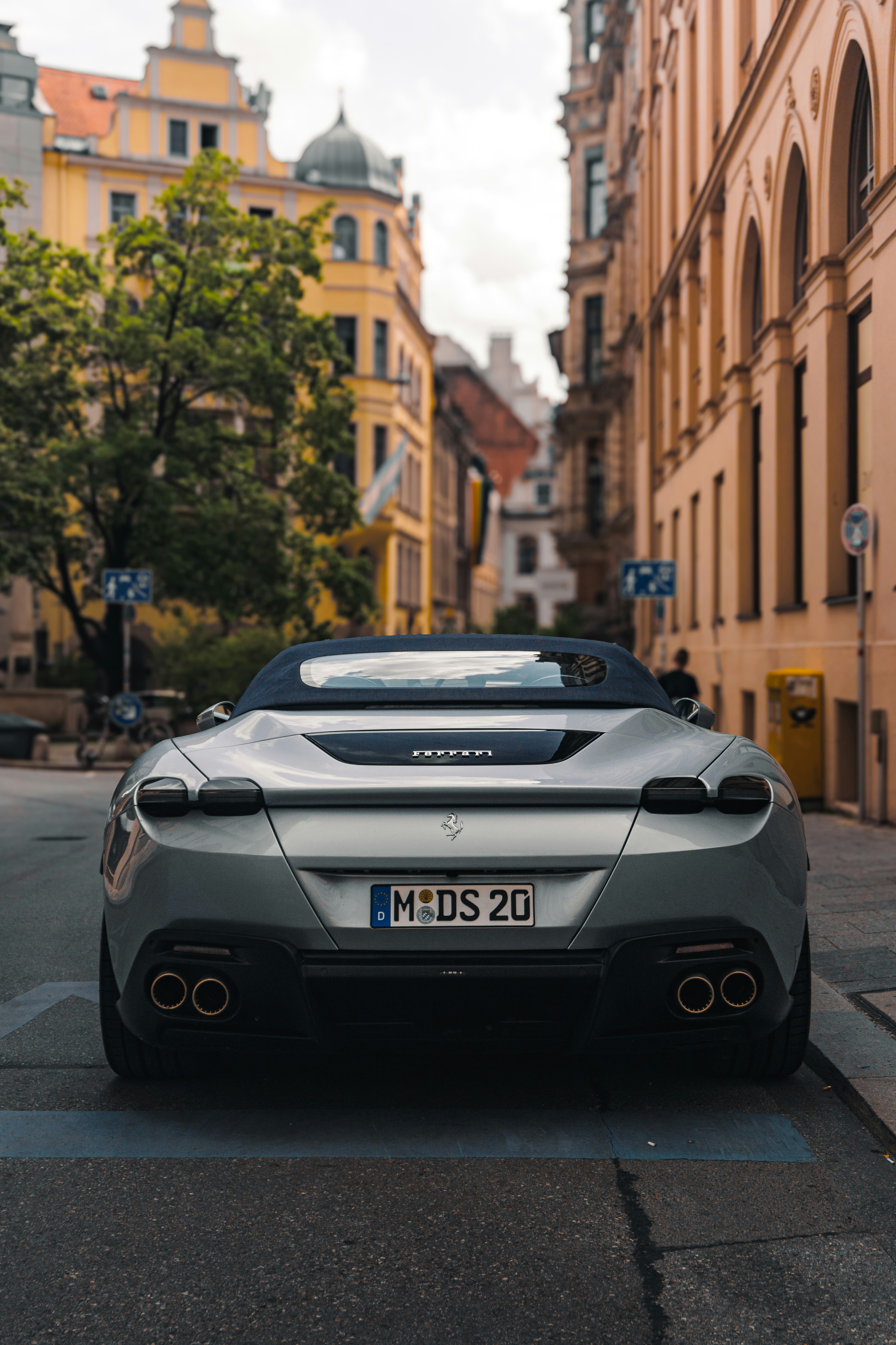 Photo by jonathan_rthg