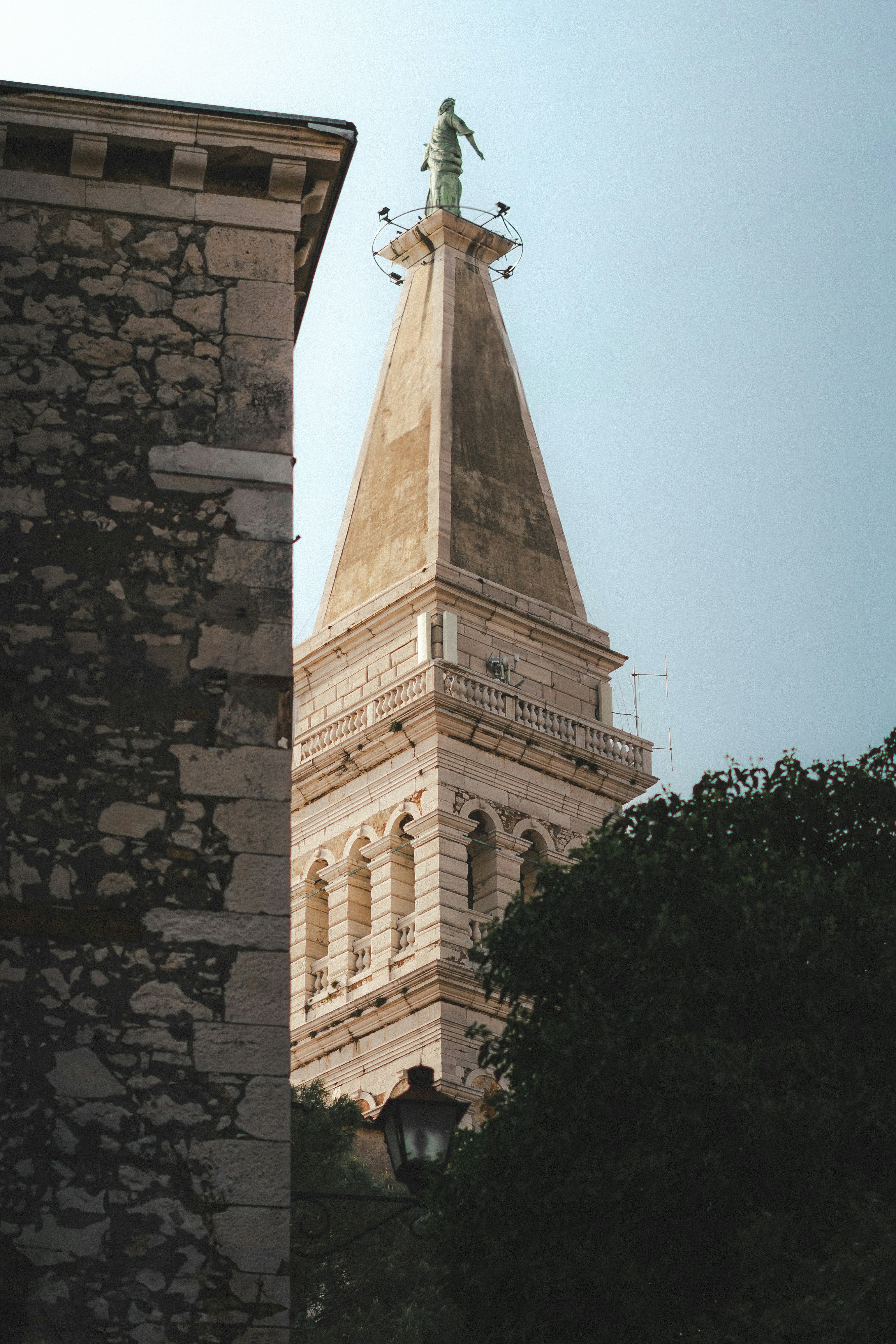 Photo by jonathan_rthg