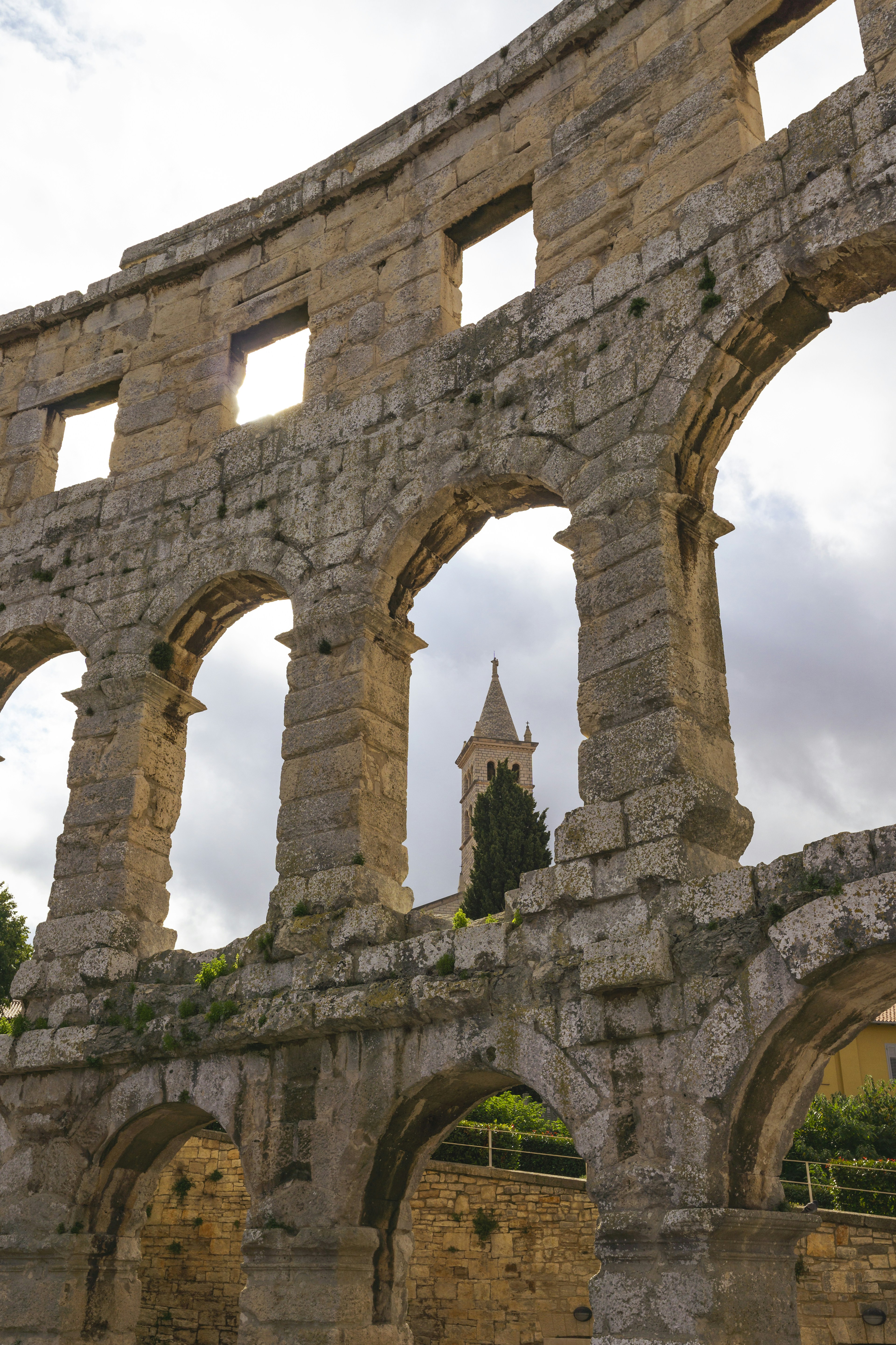 Photo by jonathan_rthg