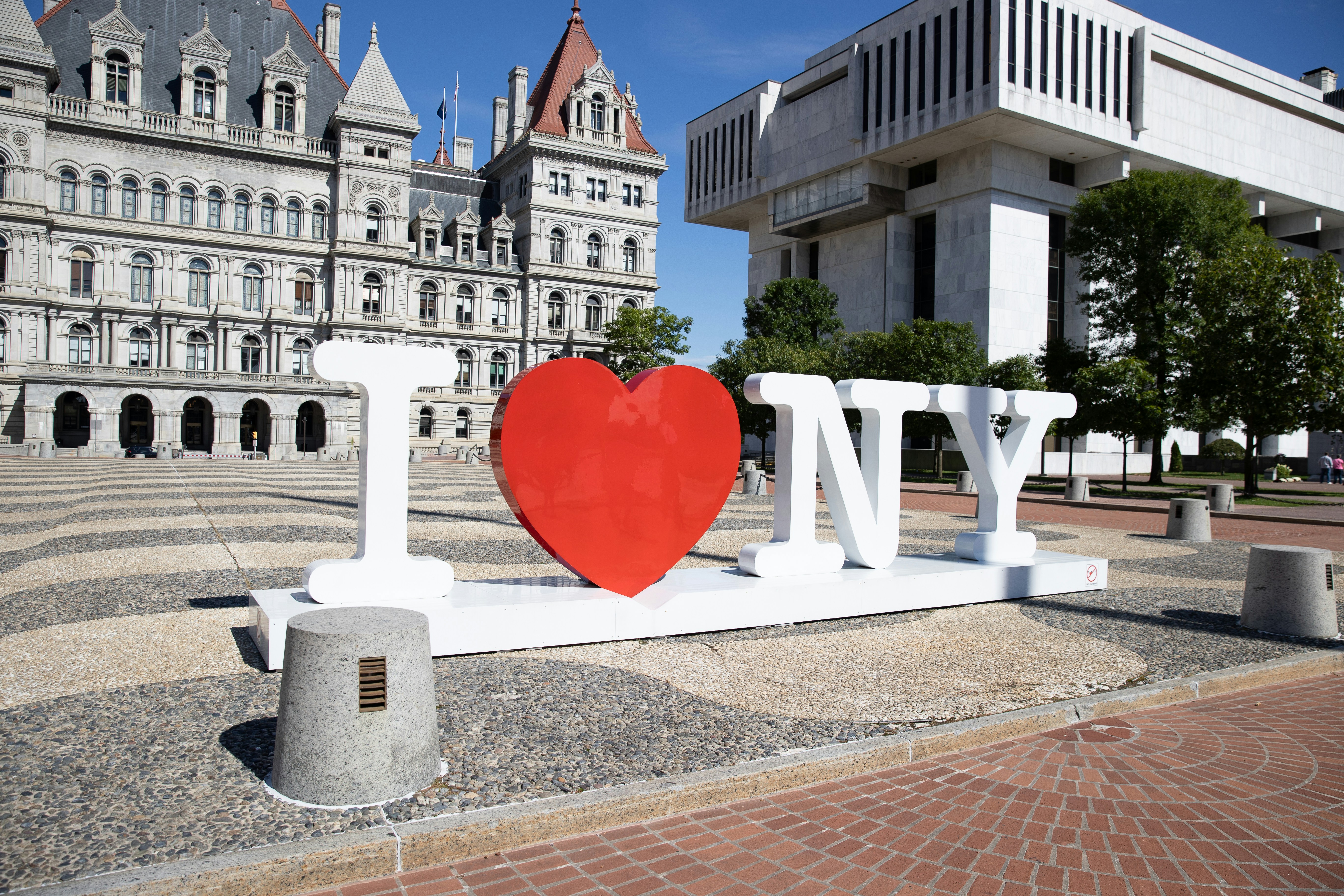 Albany Budget Travel Guides