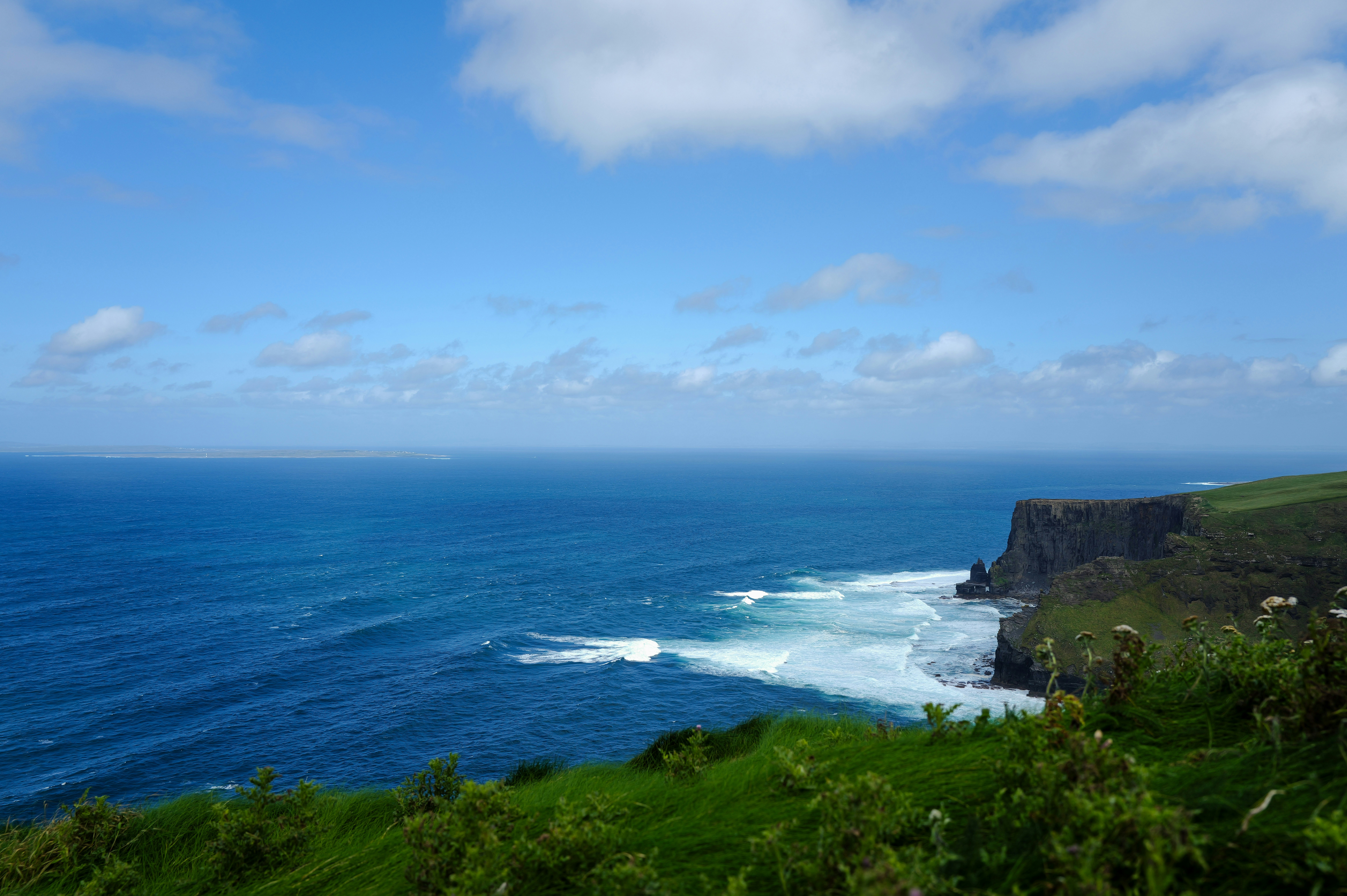 Photo by adrienolichon