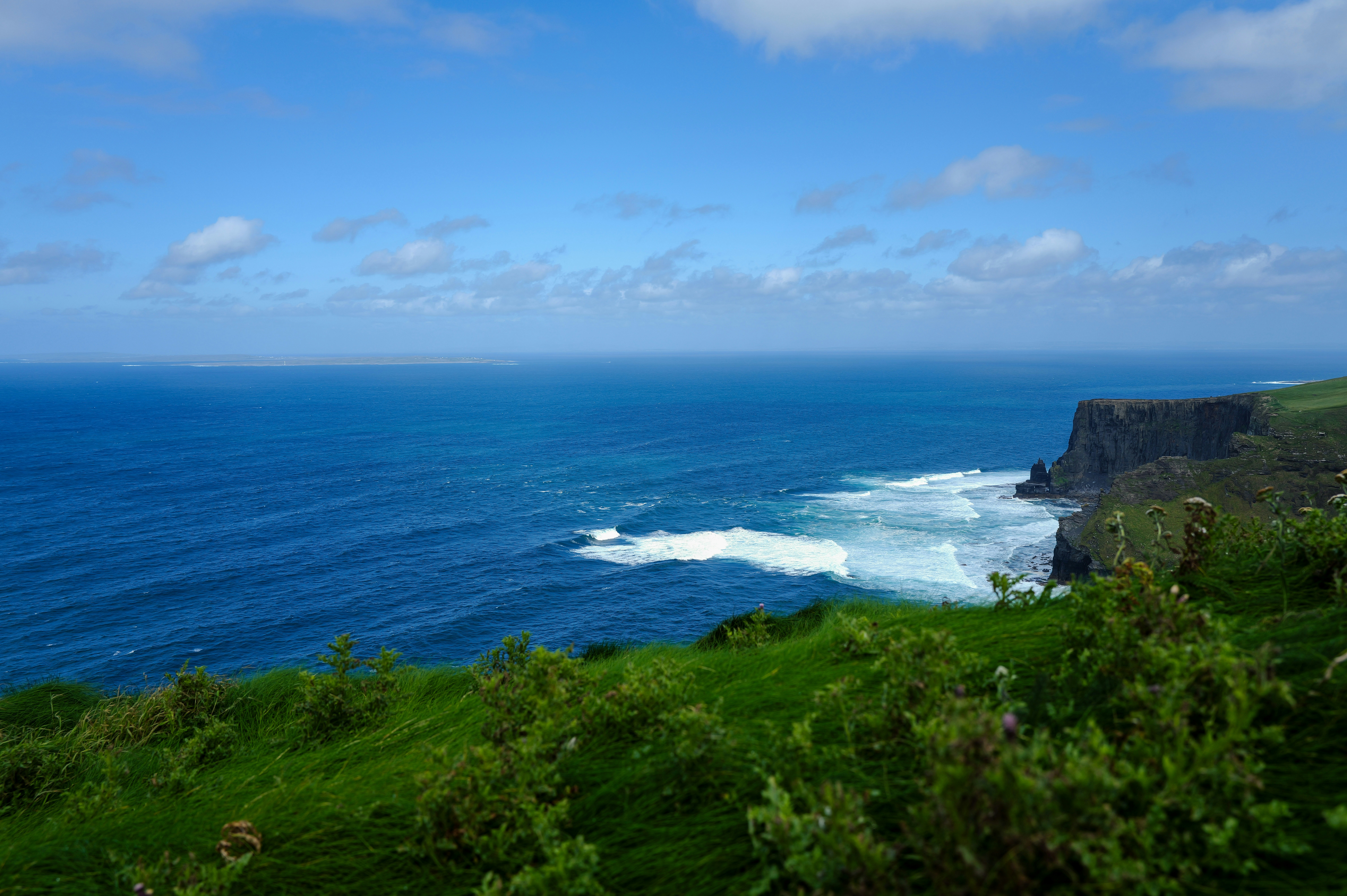 Photo by adrienolichon